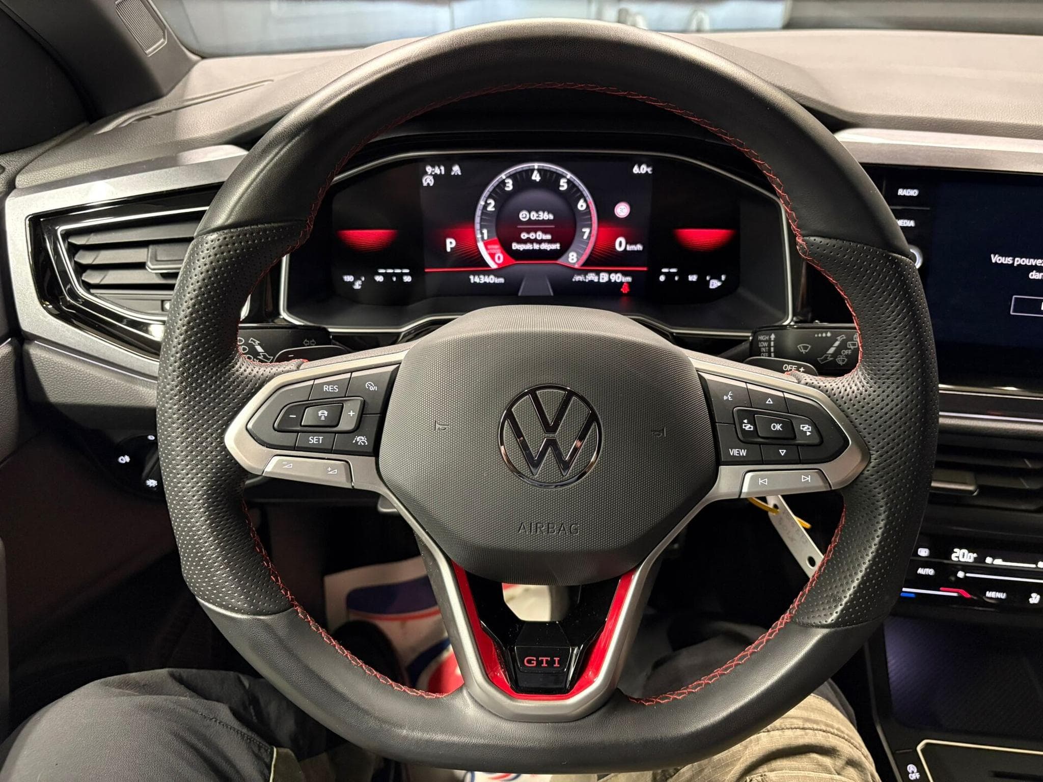 VW Polo GTI 2.0 tsi 207cv (2024) - Photo 8