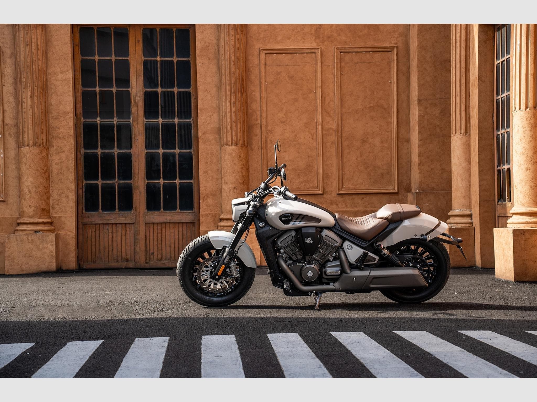 Benda DARKFLAG 500 V4 (2026) - Photo 6