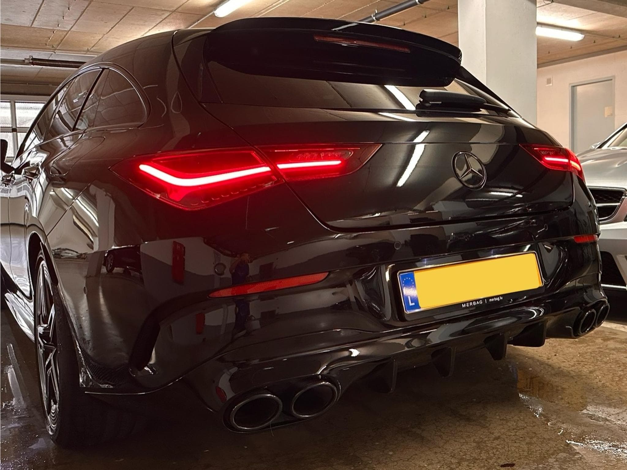 Mercedes CLA 45 AMG Shooting brake 4 matic+ (2023) - Foto 3