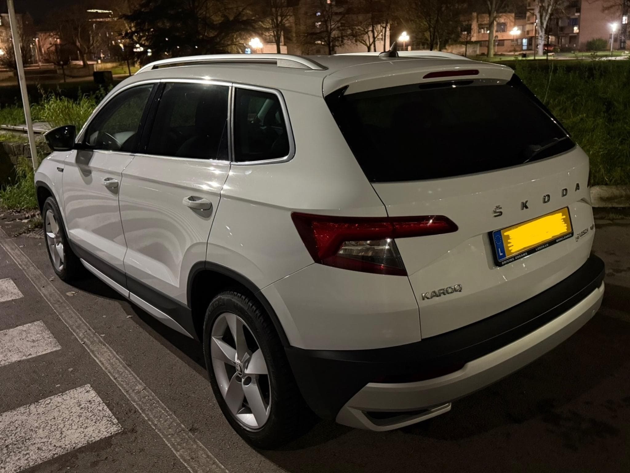 Skoda Karoq Scout 2.0 190PS 4x4 DSG (2019) - Foto 4