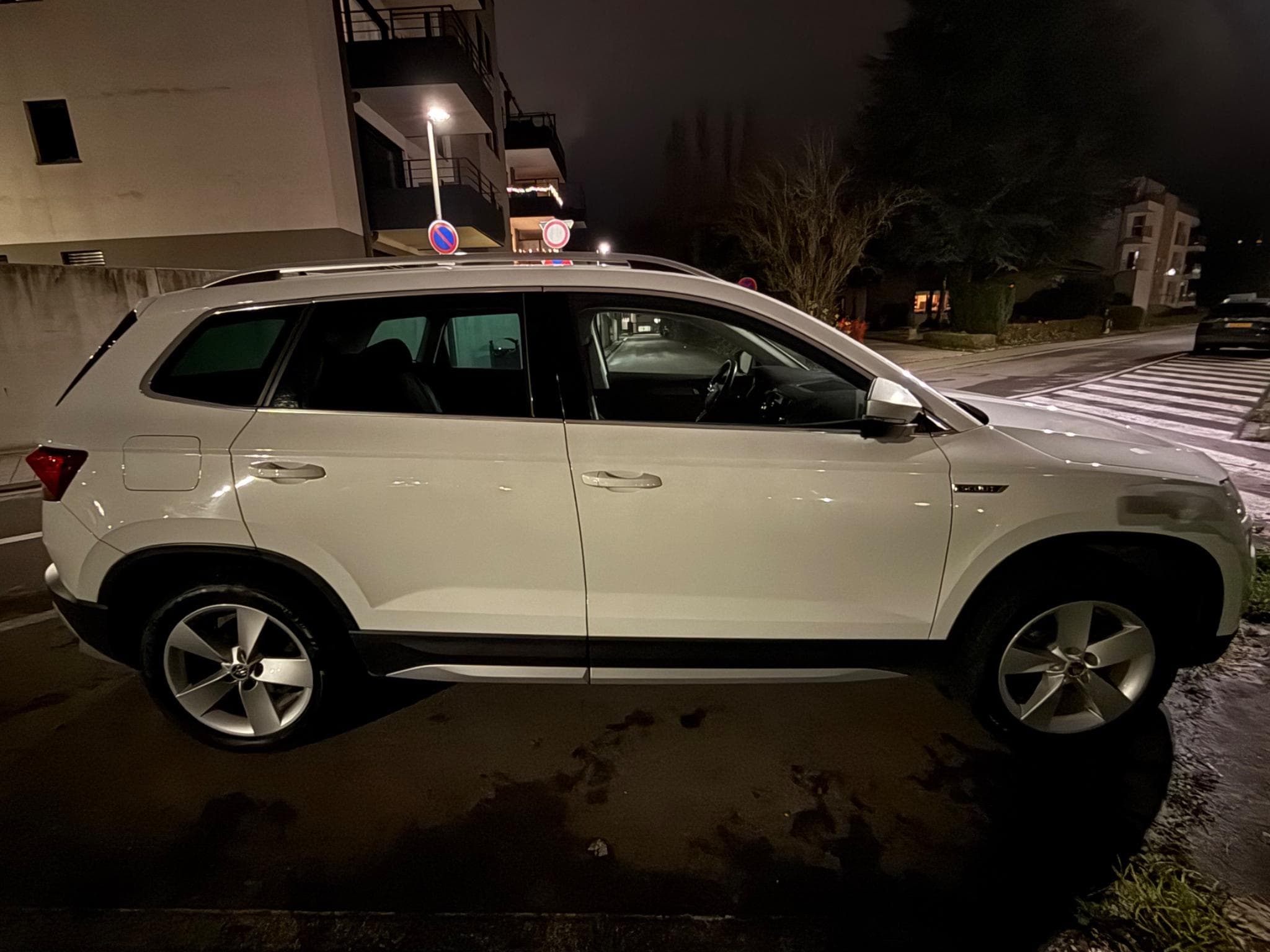 Skoda Karoq Scout 2.0 190PS 4x4 DSG (2019) - Foto 5