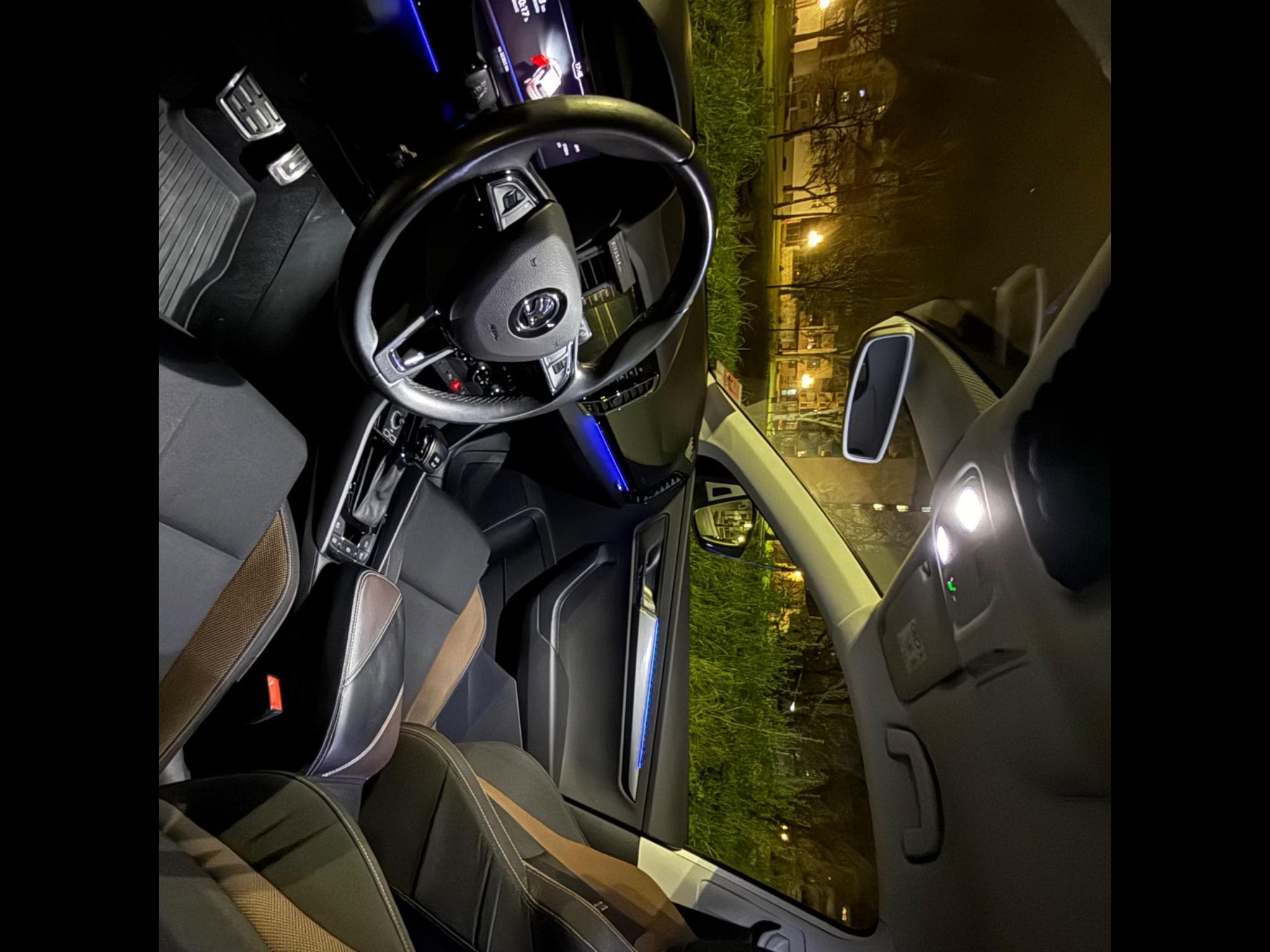 Skoda Karoq Scout 2.0 190PS 4x4 DSG (2019) - Foto 7