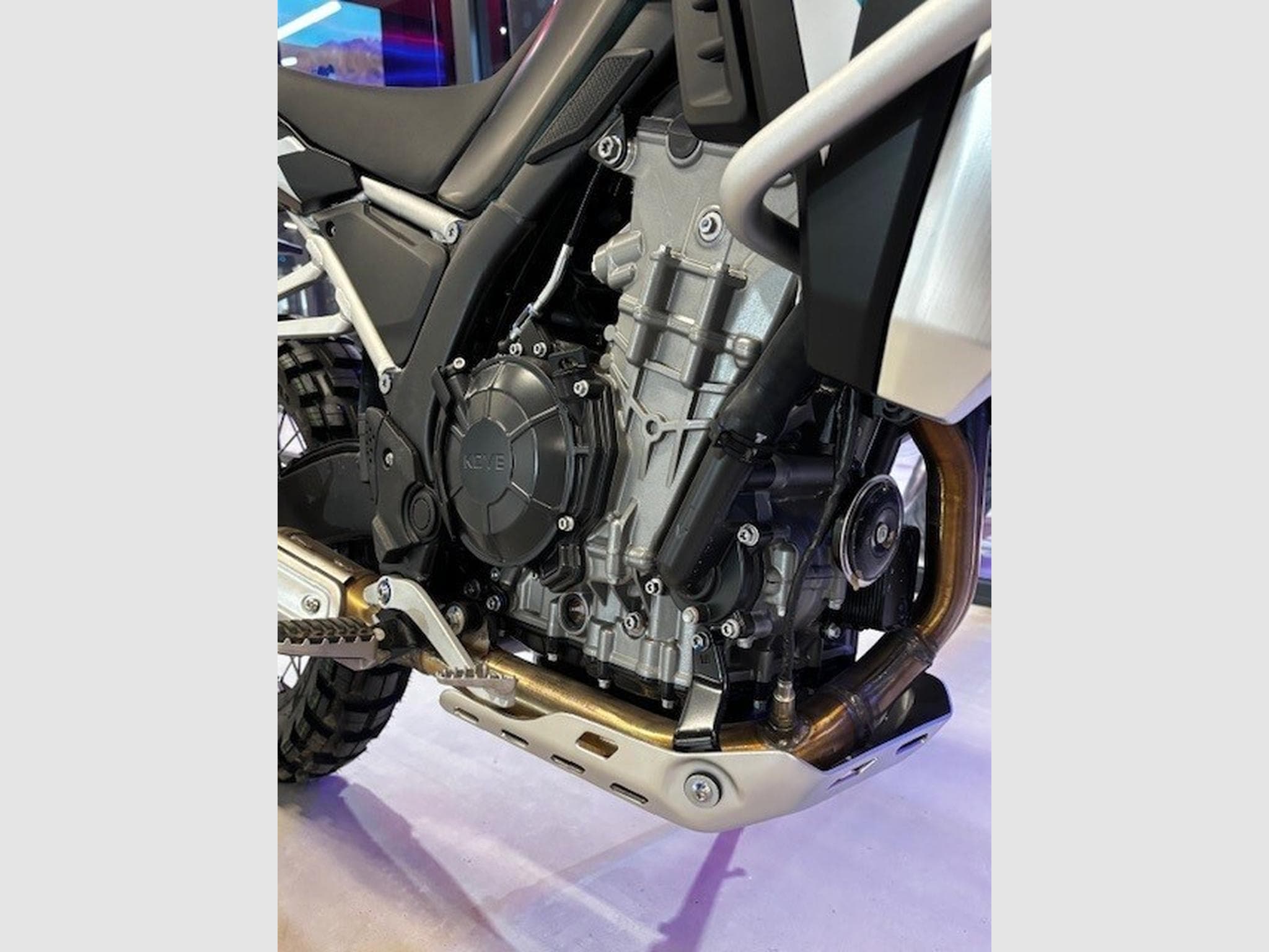 KOVE 800X RALLY RALLY (2026) - Photo 7