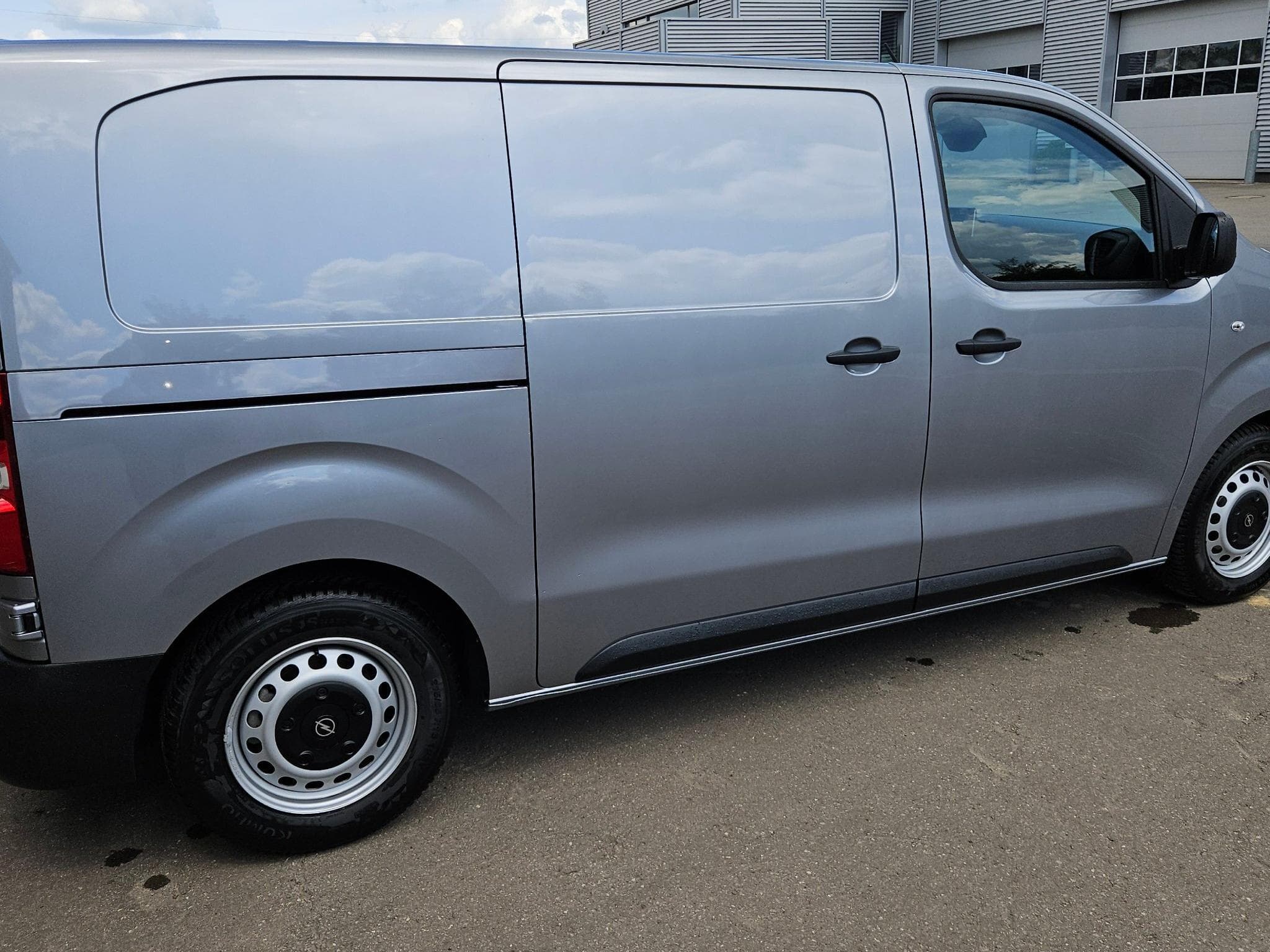 Opel Vivaro (2024) - Foto 1