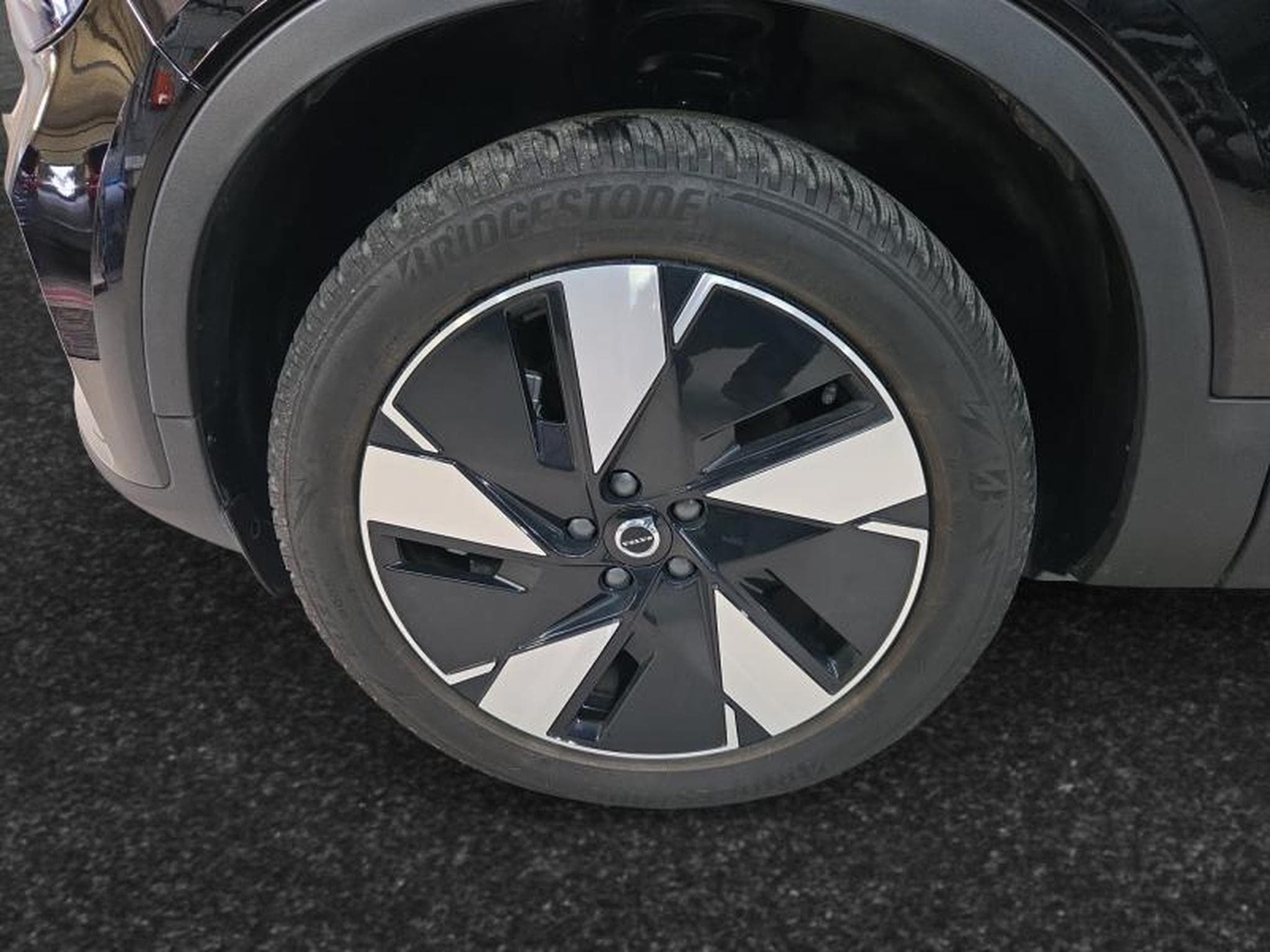 Volvo C40 Single Motor Extended Range / Electrique (2025) - Photo 14