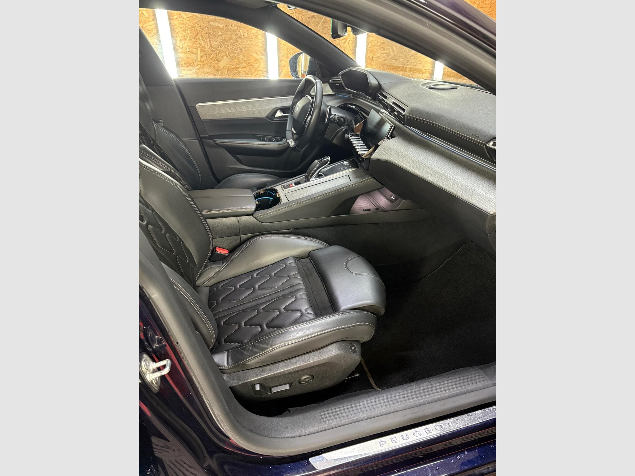 Peugeot 508 GT Line (2019) - Photo 11