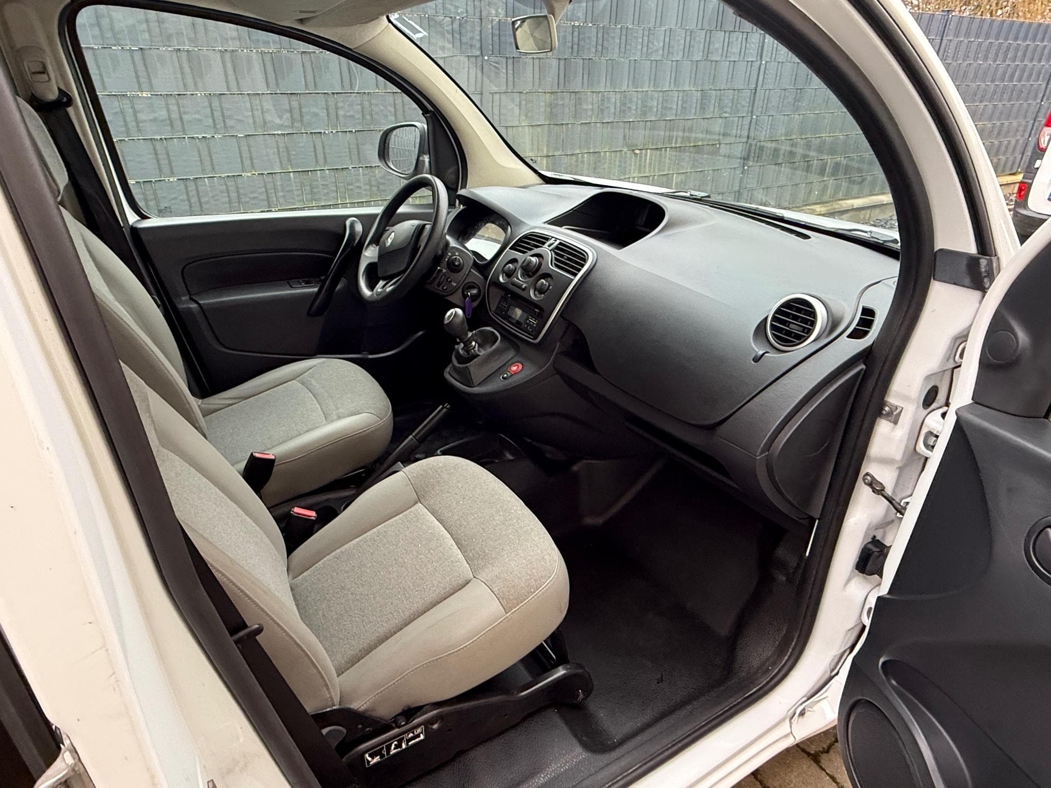 Renault Kangoo 1.5dci 95cv maxi (2020) - Foto 11