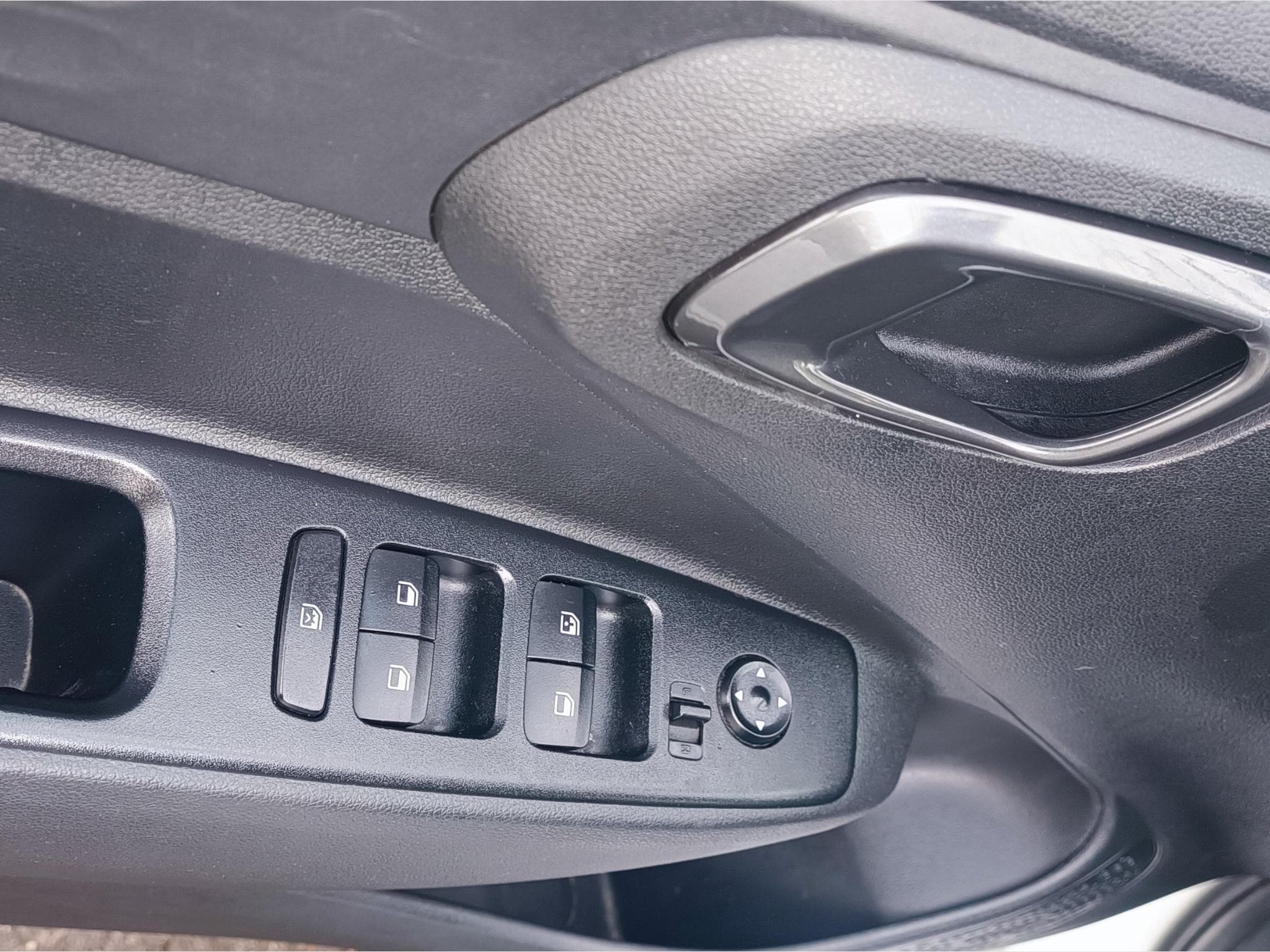 Hyundai i10 (2020) - Foto 2