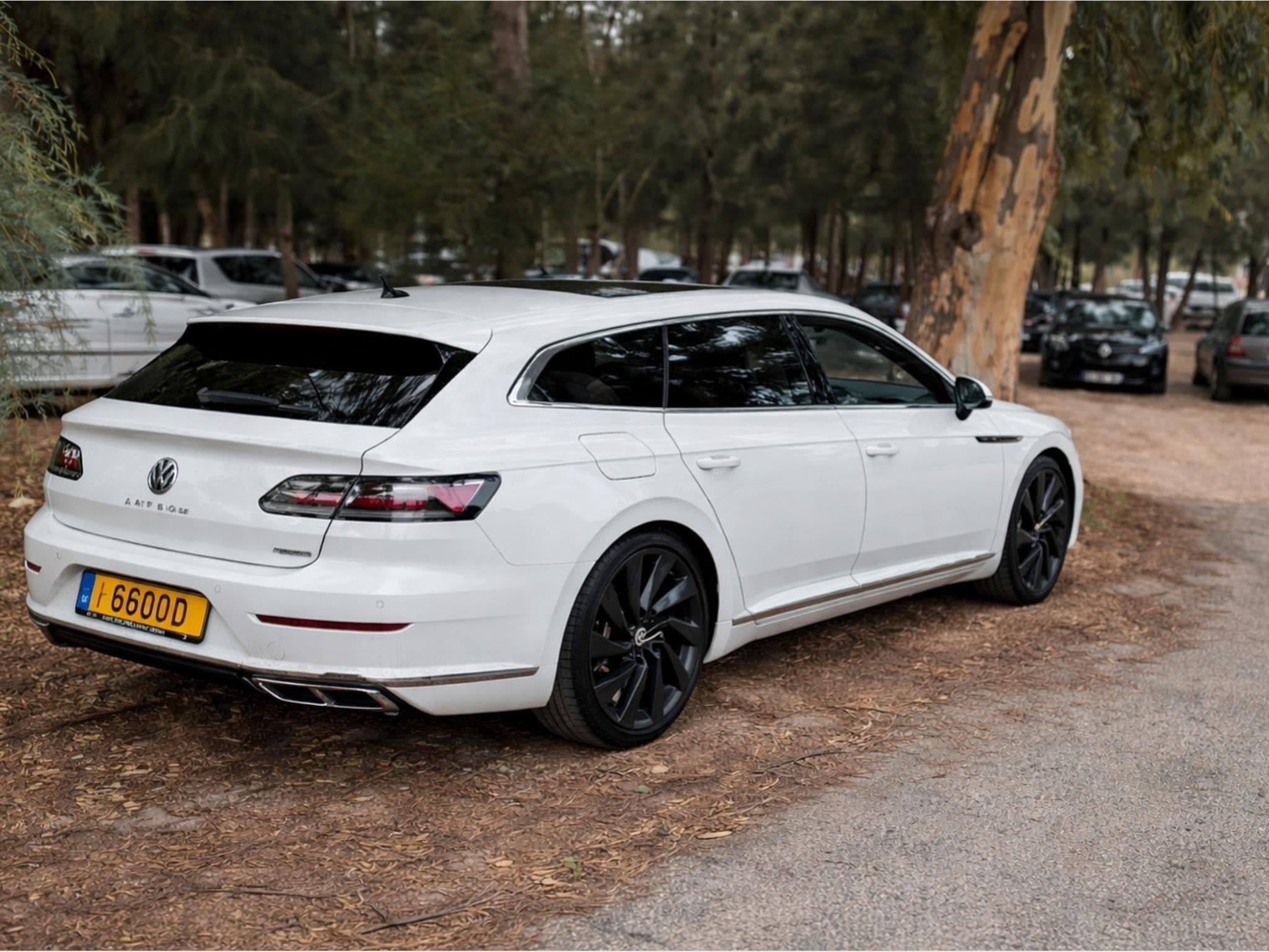VW Arteon Shooting Brake 2.0 Tdi 200 R-Line 4Motion DSG7 (2021) - Foto 2
