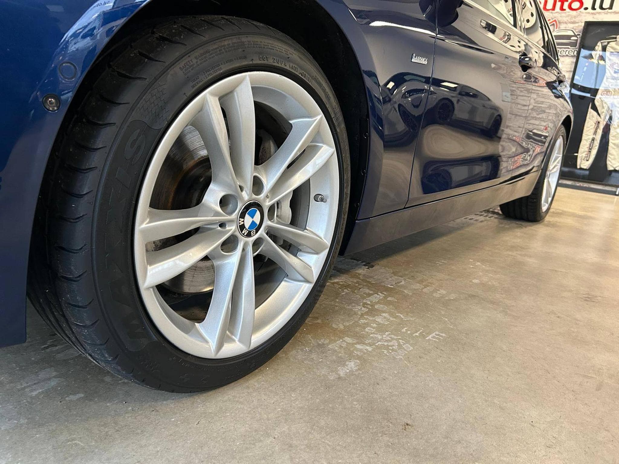 BMW 335 d xDrive Luxury Line (2018) - Photo 7