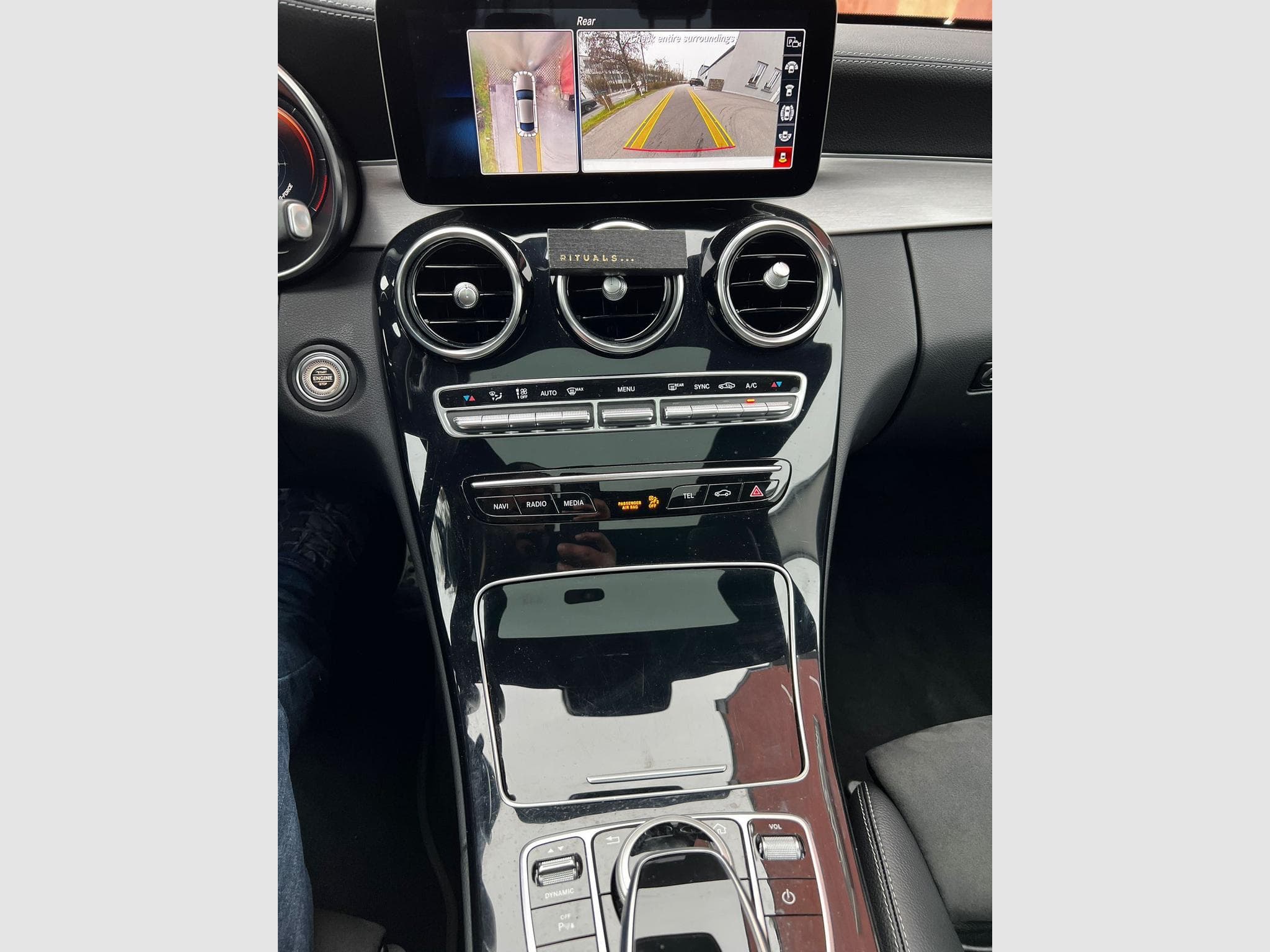 Mercedes C 220 C220d Coupe/ AMG/Night/LED/Navi/Kamera/Park-Ass. (2021) - Foto 10