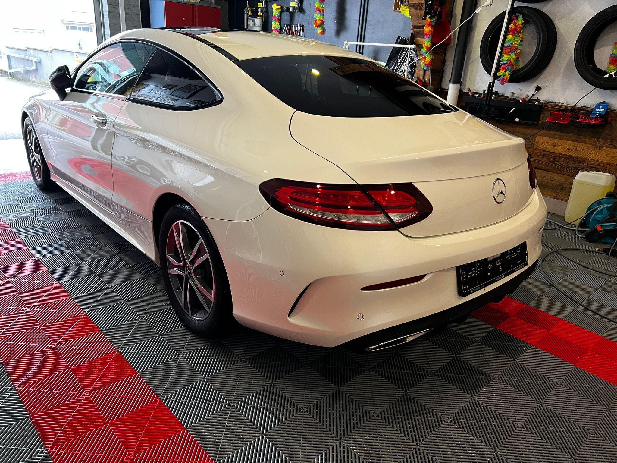 Mercedes C 220 C220d Coupe/ AMG/Night/LED/Navi/Kamera/Park-Ass. (2021) - Foto 6