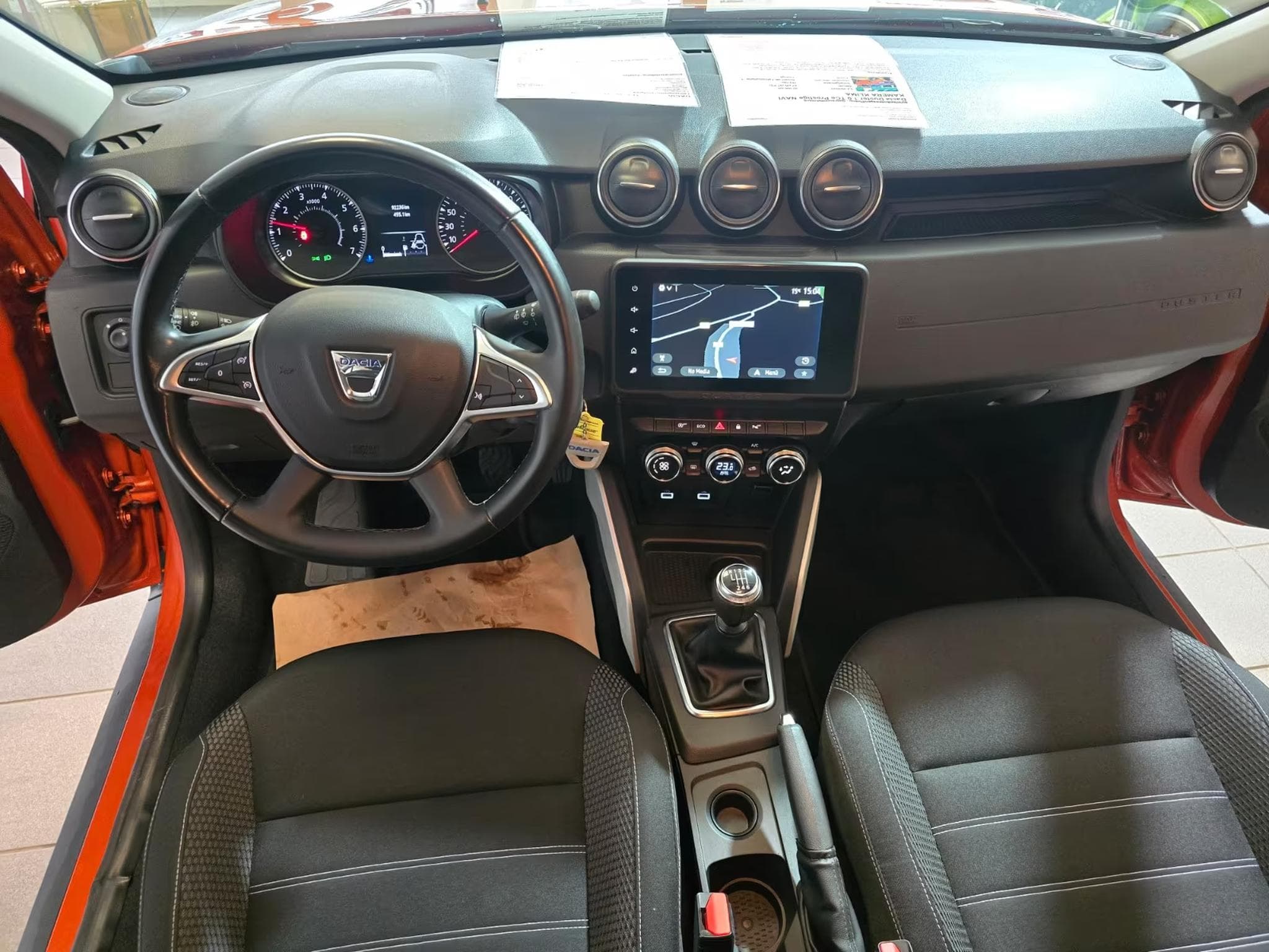 Dacia Duster 1,0 TCe Prestige (2022) - Photo 4