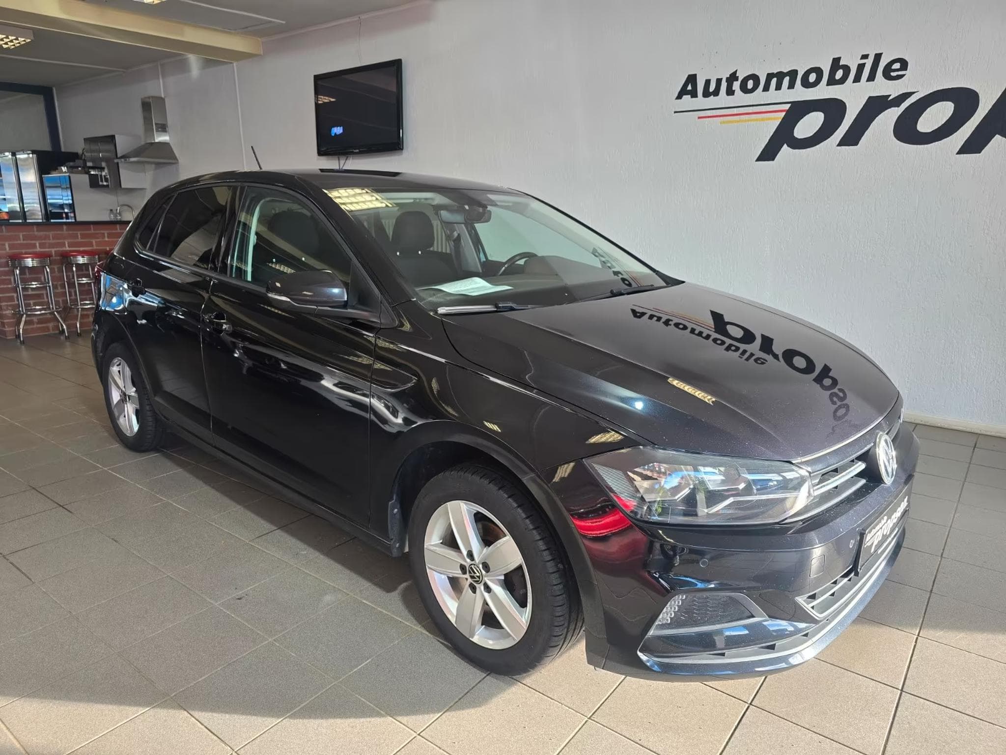VW Polo VI 1.0 TSI Comfortline (2018) - Photo 1