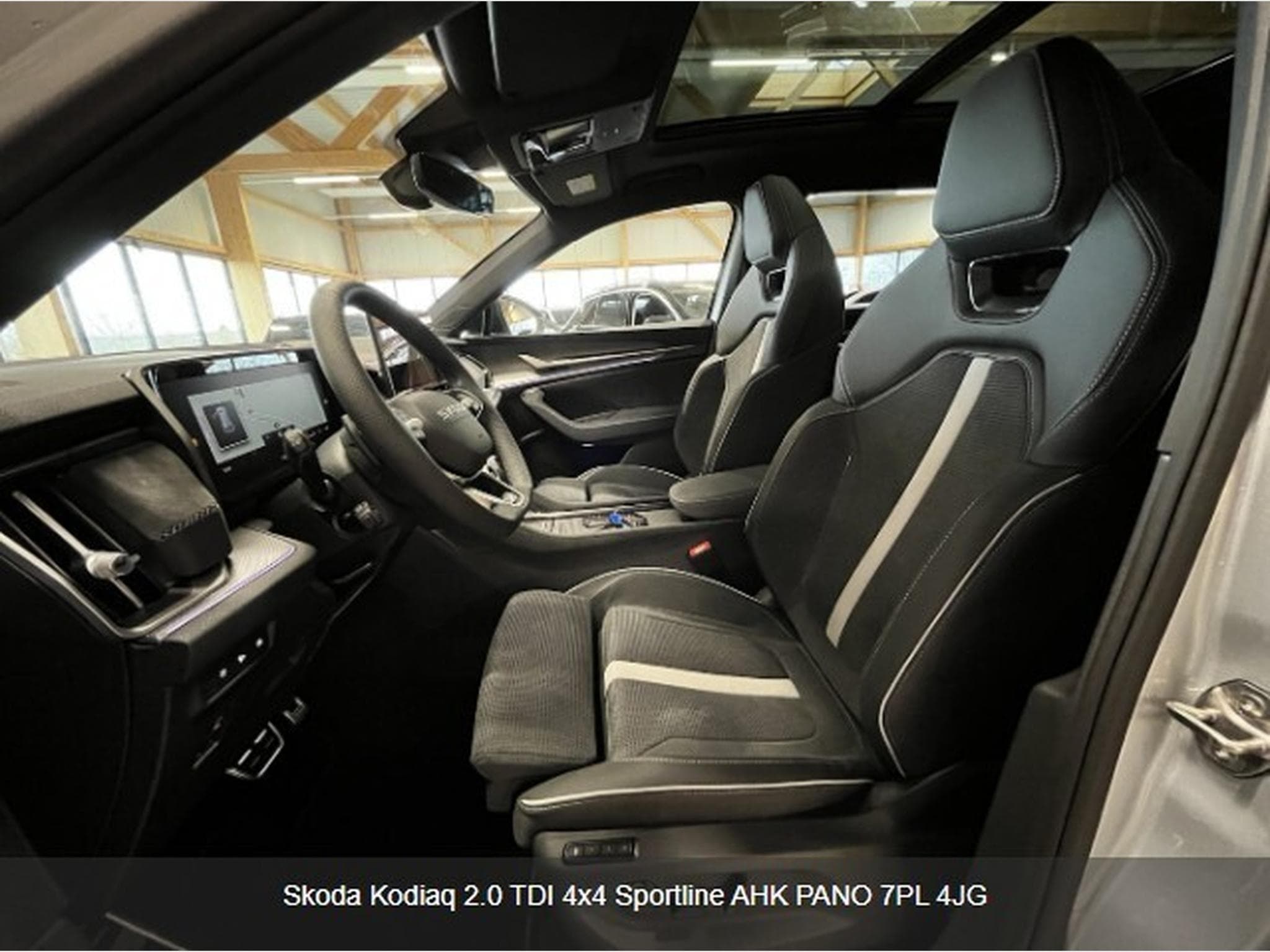 Skoda Kodiaq 2.0 TDI 4x4 Sportline ATR PANO 7PL (2025) - Foto 5