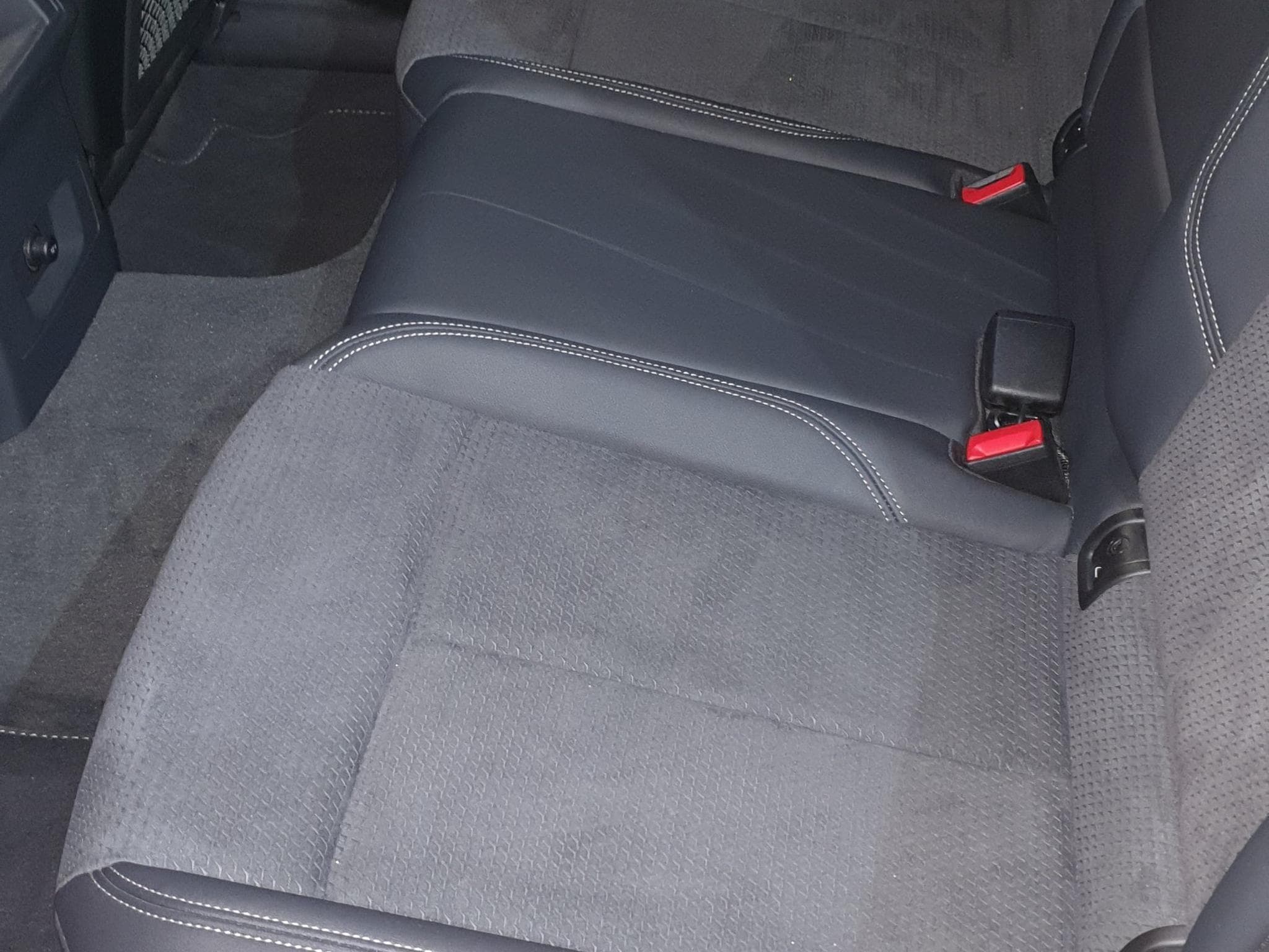 Audi Q5 S-Line 40 TFSI quattro S tronic (2022) - Foto 8