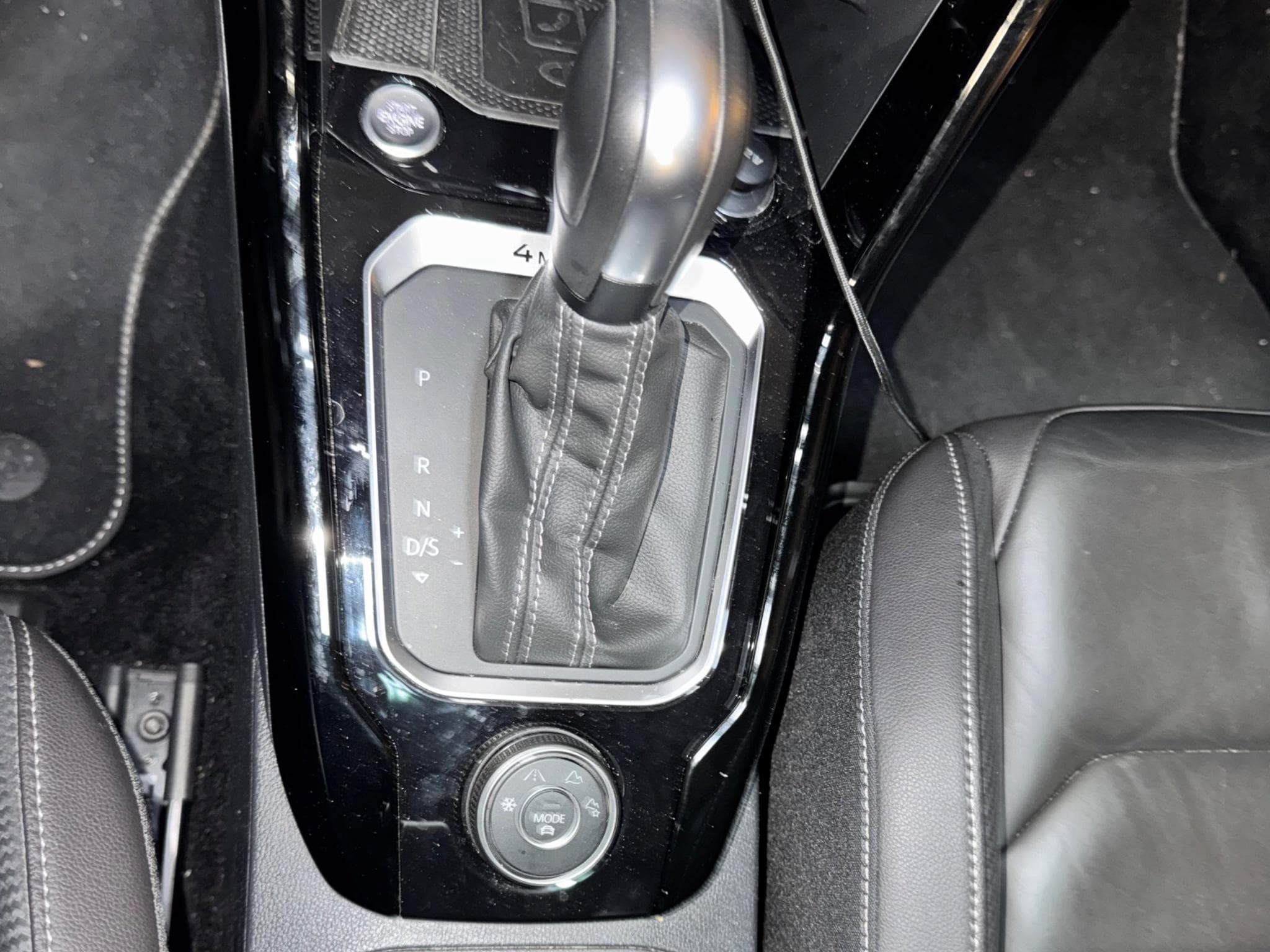 VW T-Roc R 2.0 TSI 300 CH akrapovič (2021) - Foto 13