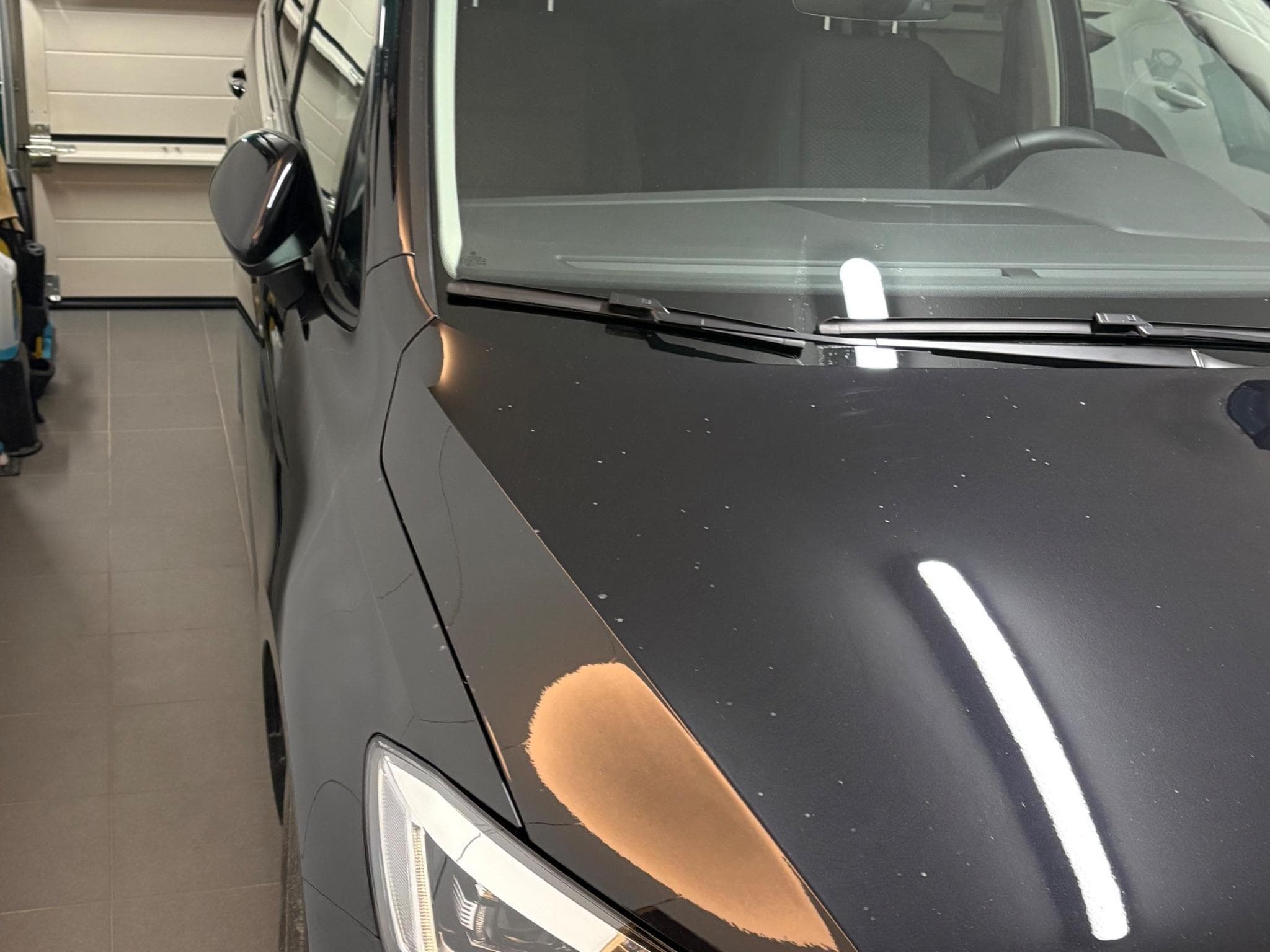 VW Touran Confortline (2025) - Foto 1