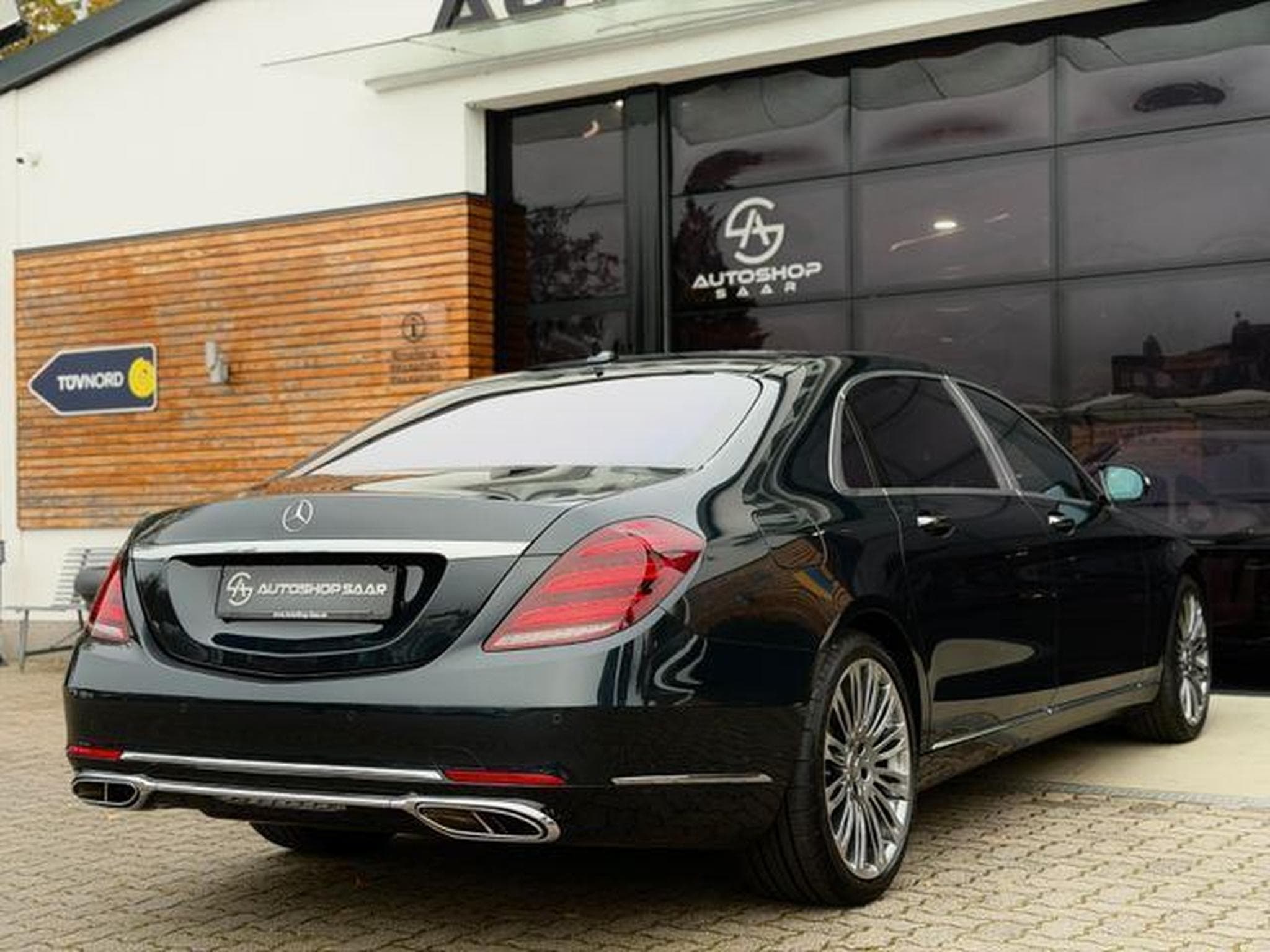 Mercedes S 560 Maybach 4 Matic (2019) - Photo 4