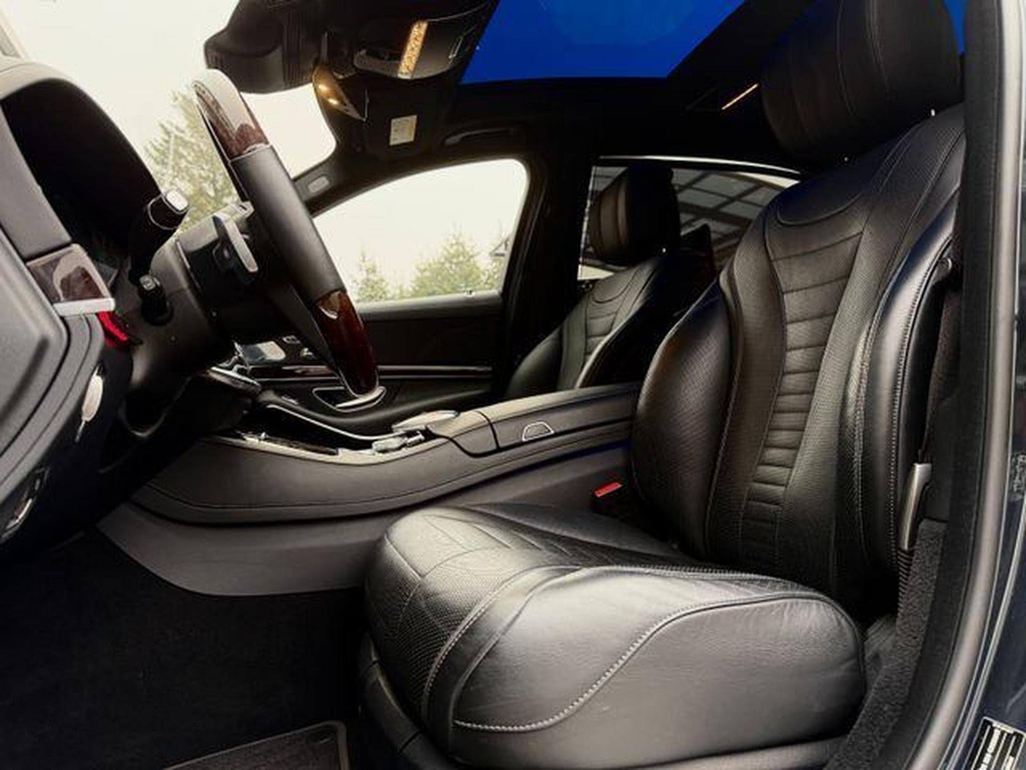 Mercedes S 560 Maybach 4 Matic (2019) - Photo 13