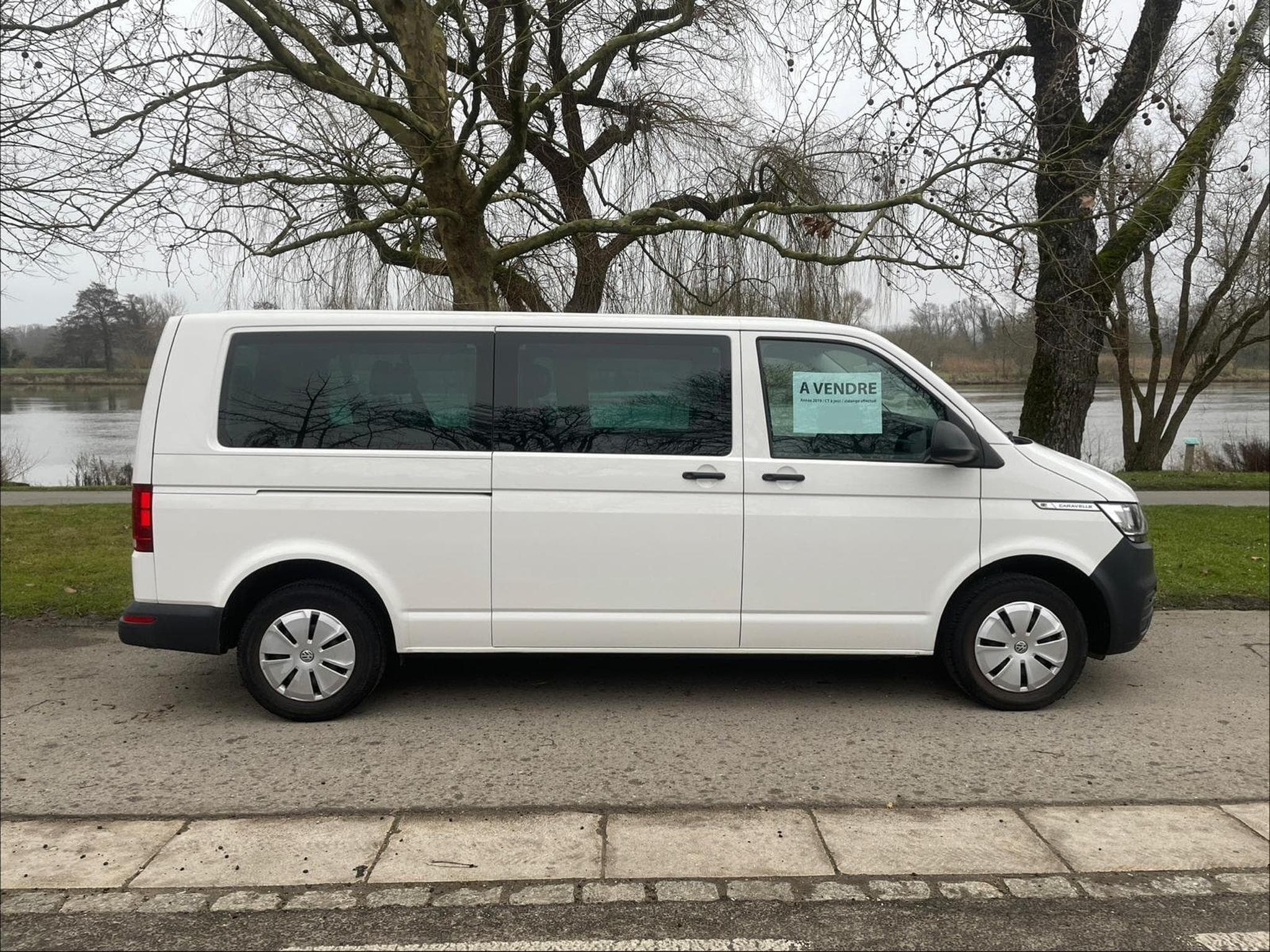 VW Caravelle T6.1 2.0 TDI 150ch 5 vitesses 9 places (2019) - Foto 2