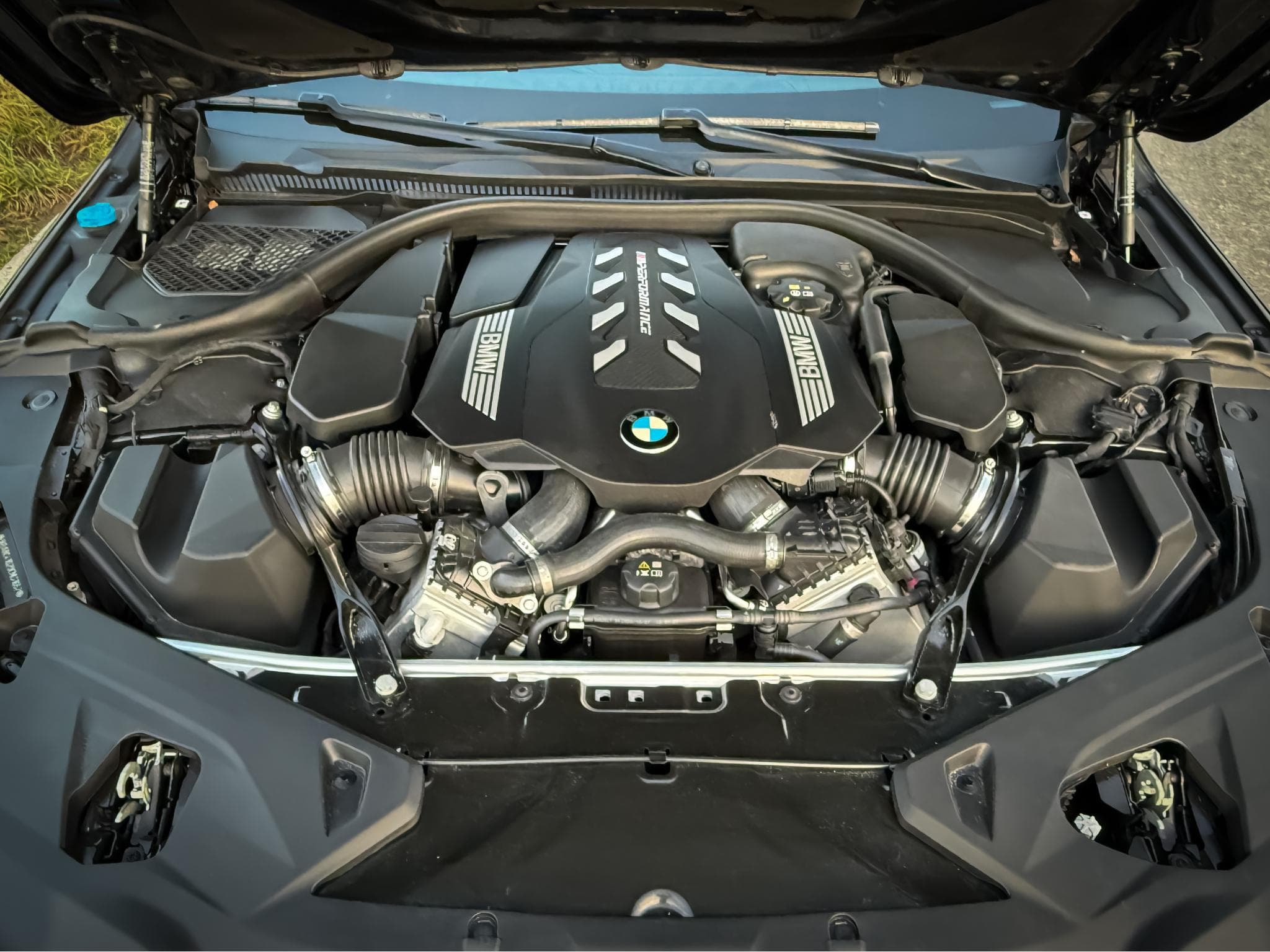 BMW M850 i xDrive Coupé (2022) - Photo 13