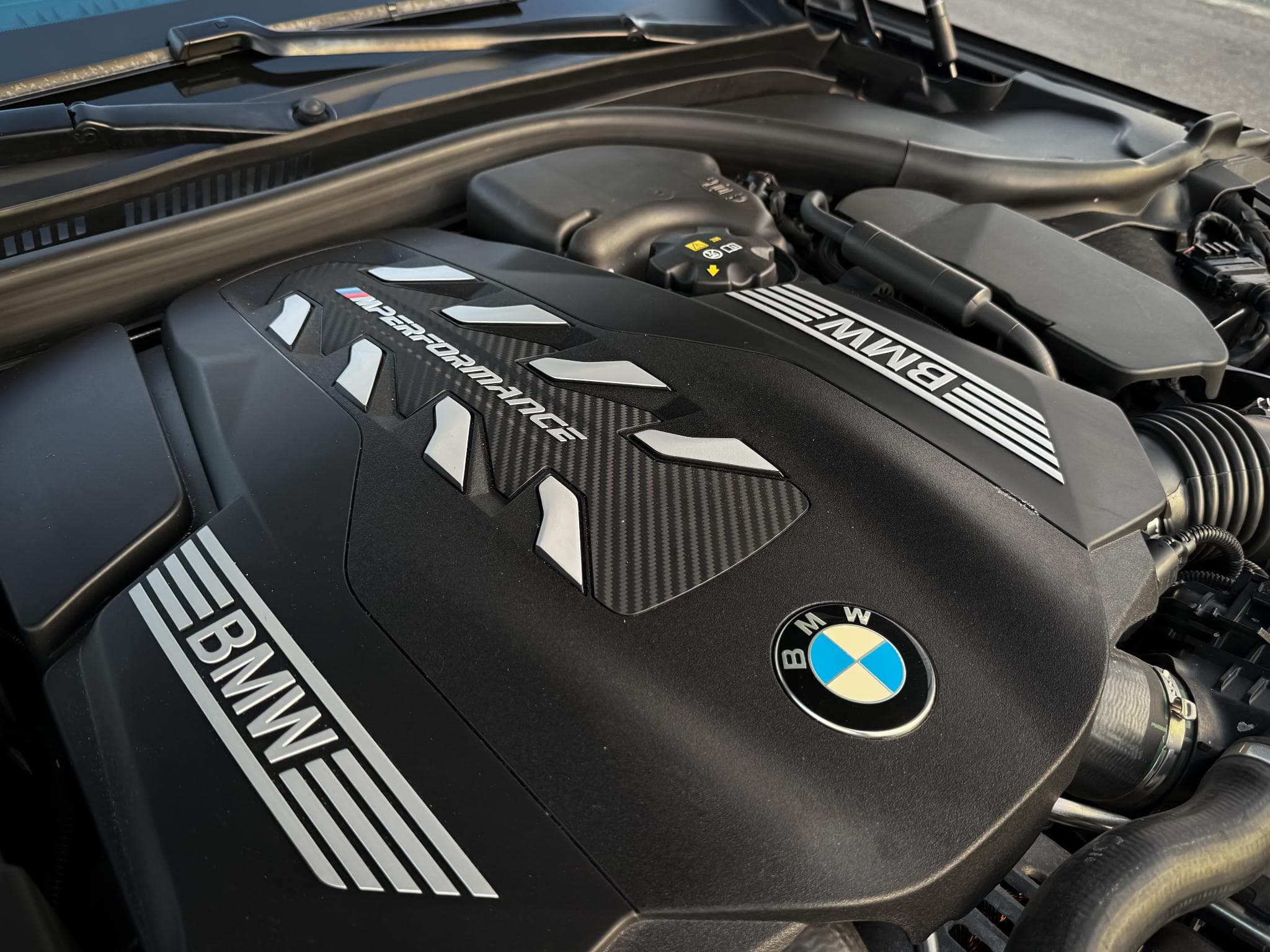 BMW M850 i xDrive Coupé (2022) - Photo 14