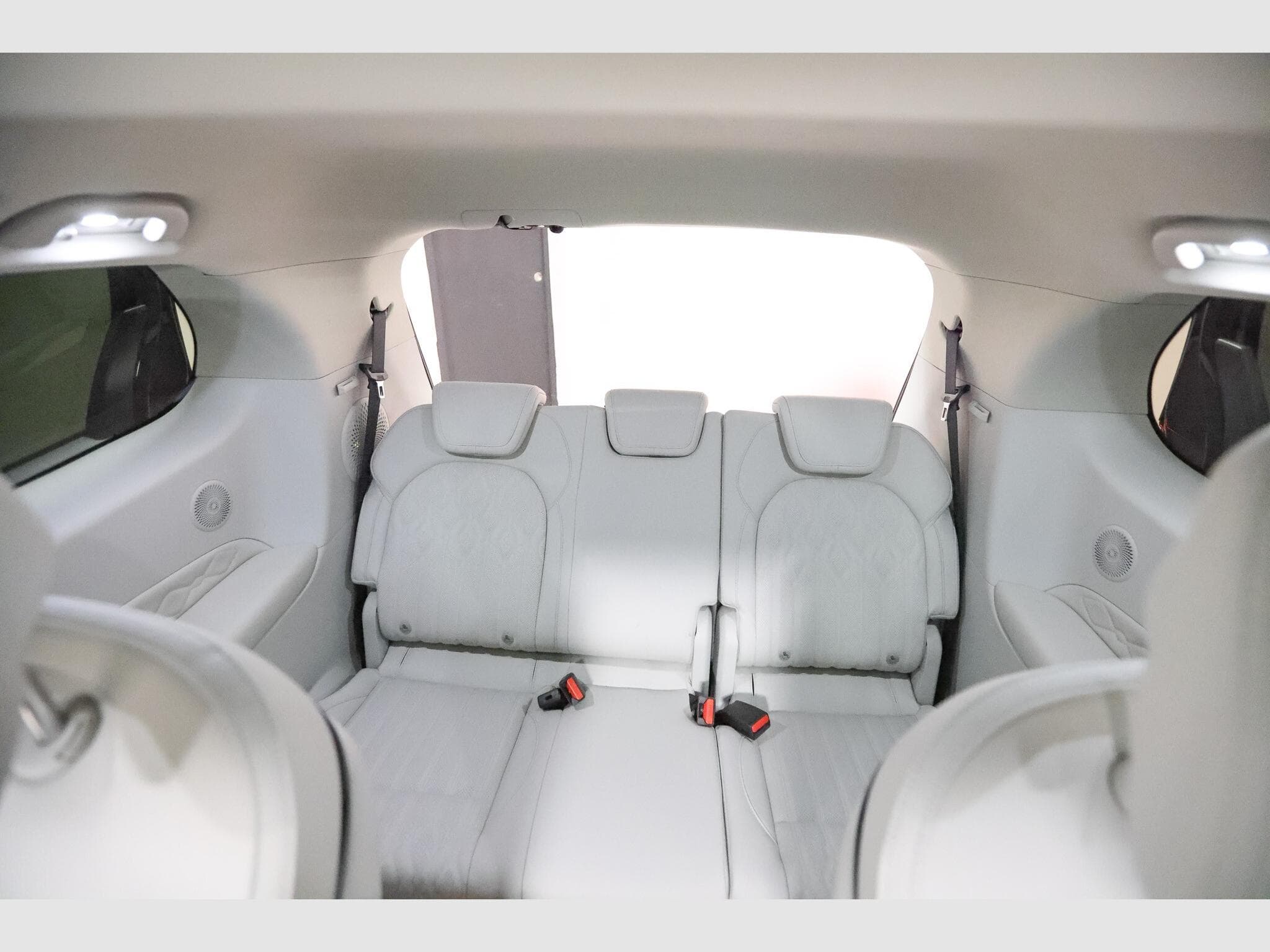 Forthing 9 1.5 HEV 7 PLACES FULL HYBRID (2026) - Photo 7