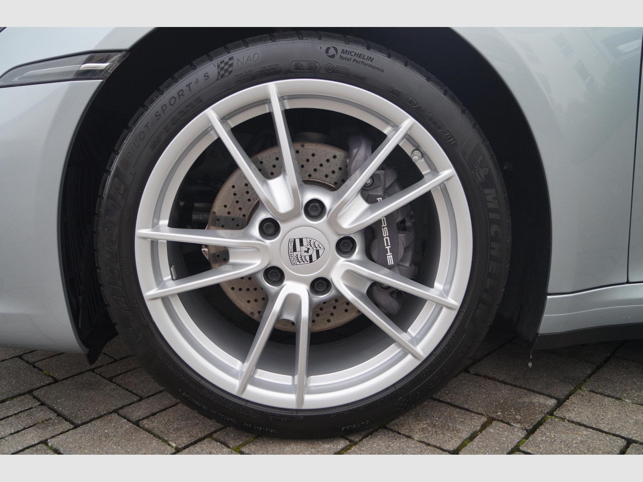 Porsche 992 Targa 4 (2021) - Foto 11