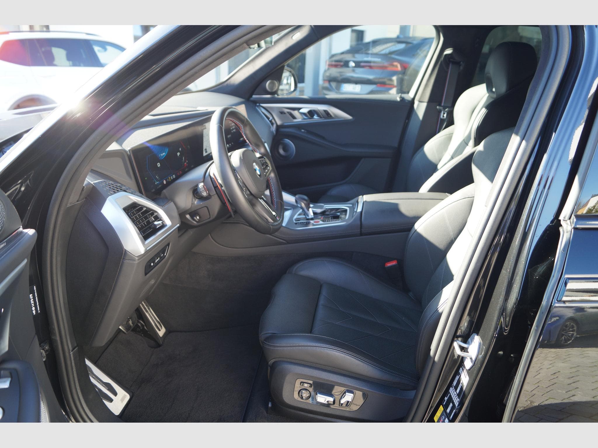 BMW XM XM 0,5% (2024) - Foto 11