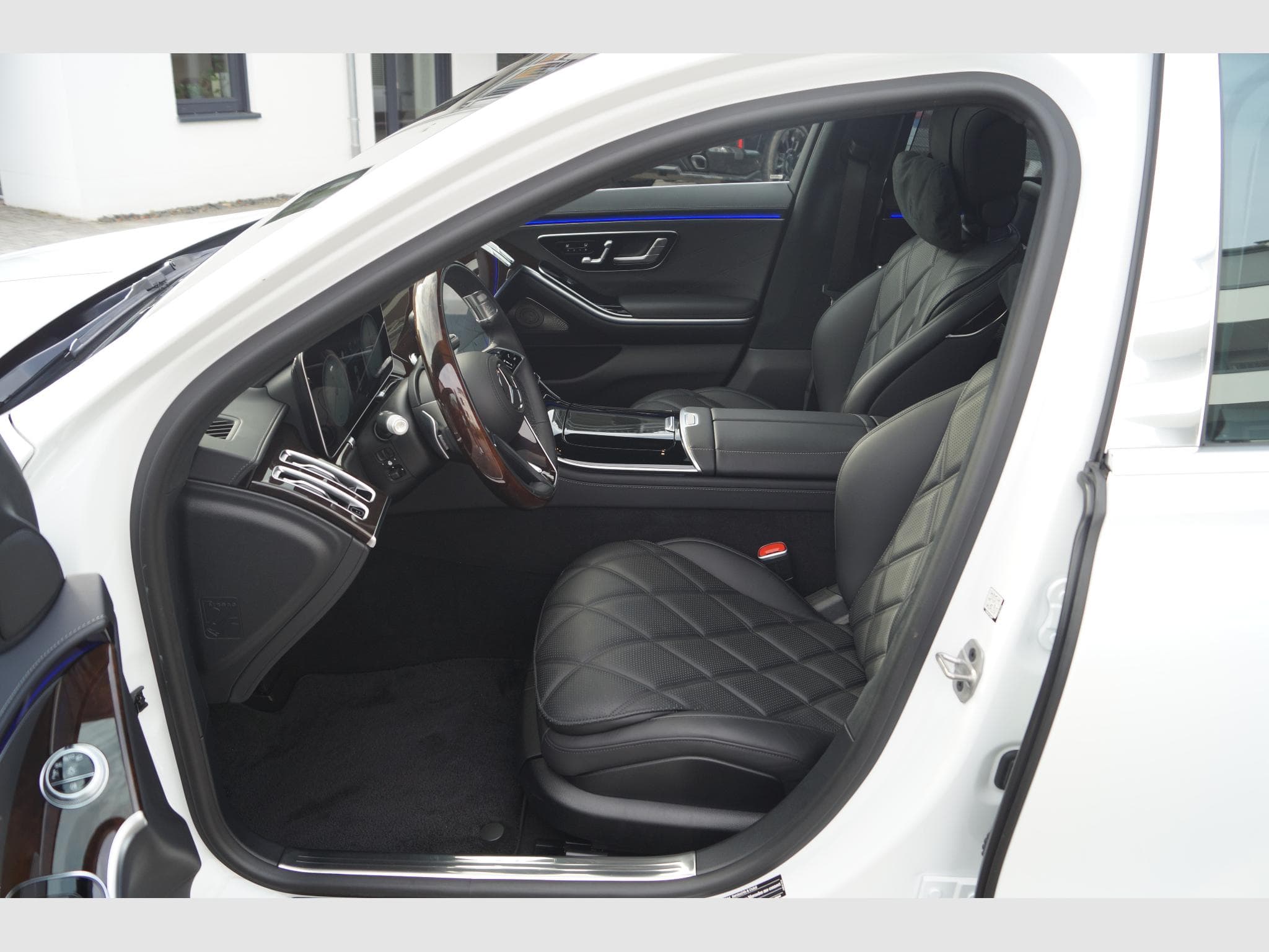 Mercedes S 580 Maybach 4-Seats, TV, 10°, elektr. Door (2024) - Foto 10