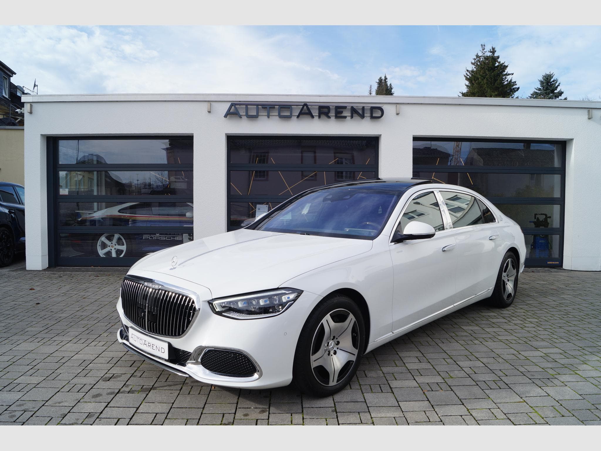 Mercedes S 580 Maybach 4-Seats, TV, 10°, elektr. Door (2024) - Foto 1