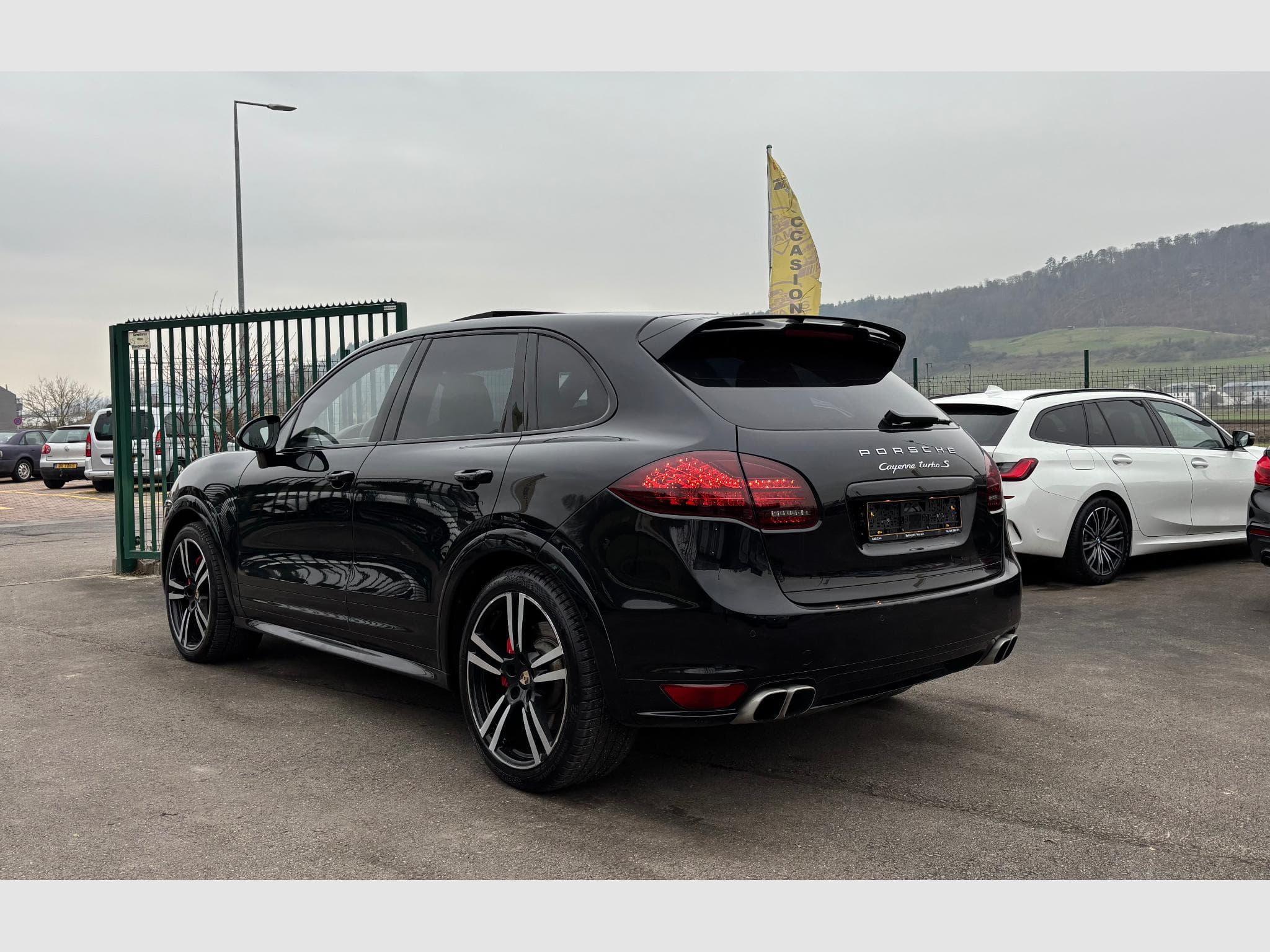 Porsche Cayenne 4.8 TURBO S 551ch V8 (2013) - Photo 2