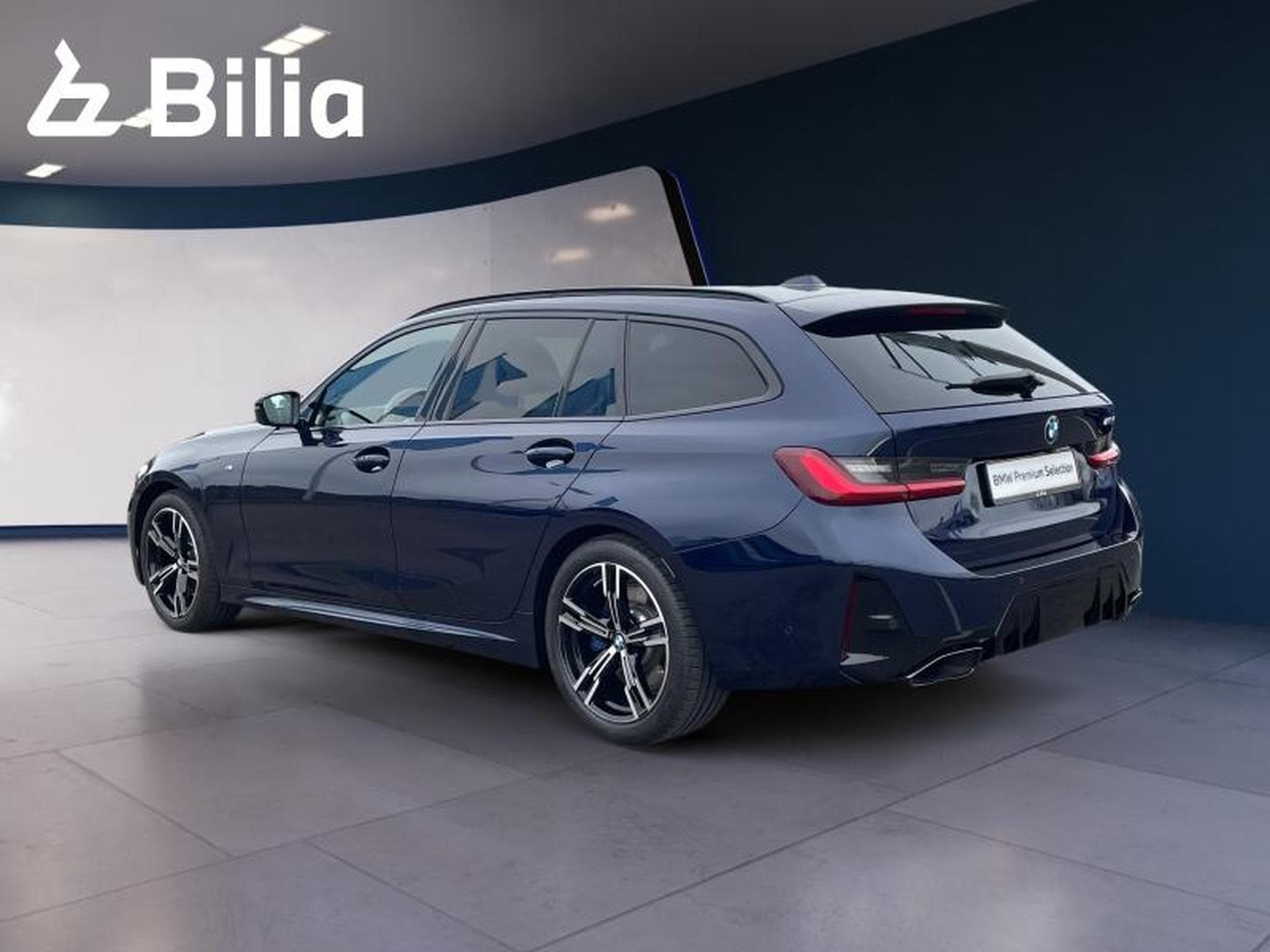 BMW 340 M340i xDrive Touring Kit M Sport (2024) - Foto 5