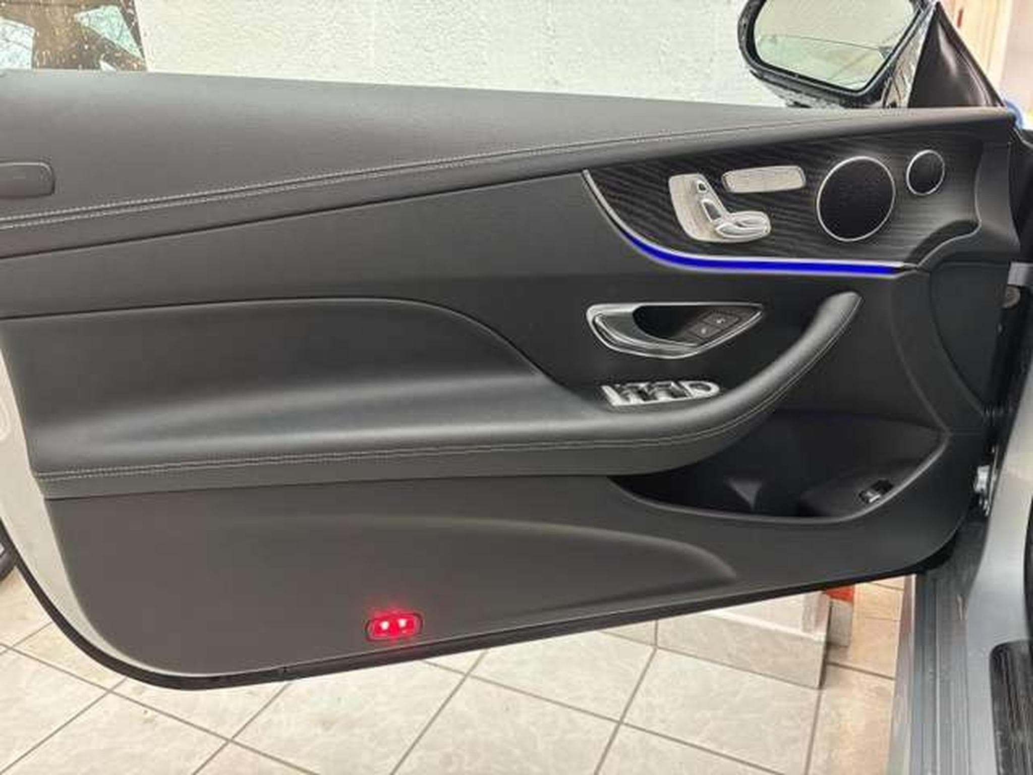 Mercedes E 220 E 220D 4MATIC-PACK AMG CAB-JUSQUA 48 MOIS GARANTIE (2022) - Photo 12