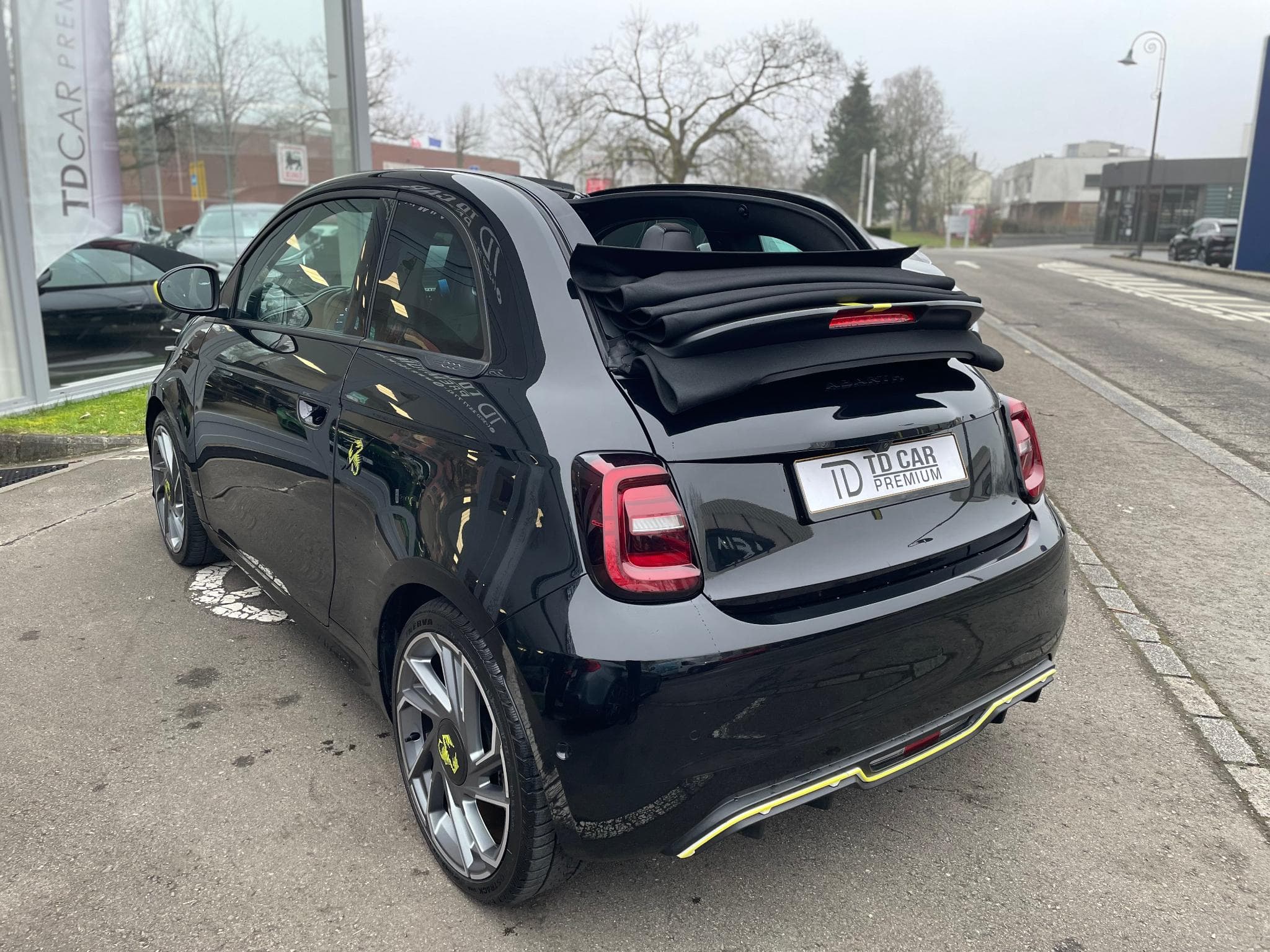 Fiat 500 e Cabrio Turismo Limited Edition (2024) - Photo 16