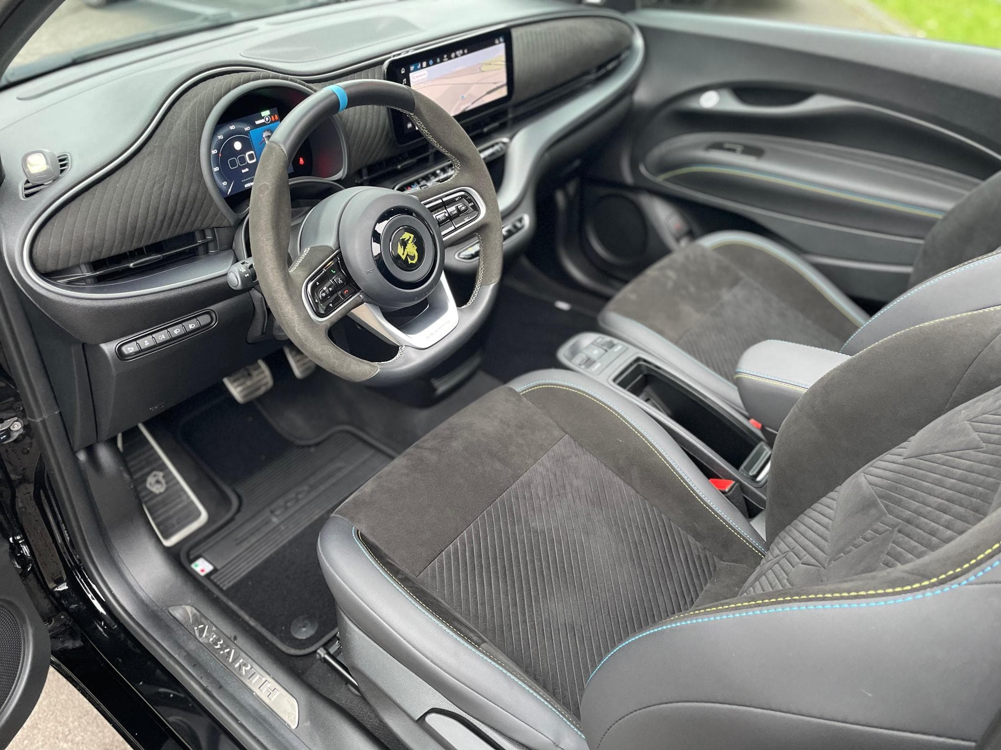 Fiat 500 e Cabrio Turismo Limited Edition (2024) - Photo 6