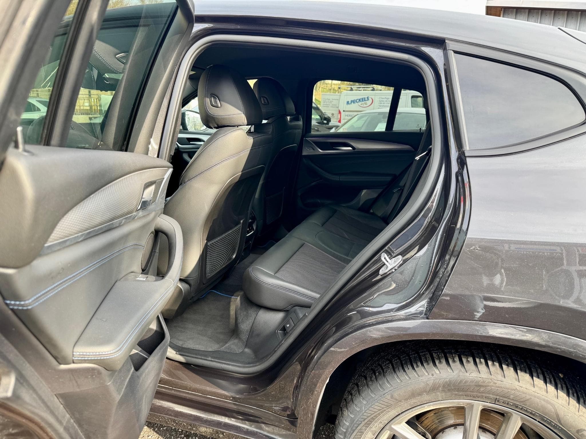 BMW X4 xDrive 20i Aut. Pack M Sport LED/HEAD-UP/360° (2019) - Photo 11