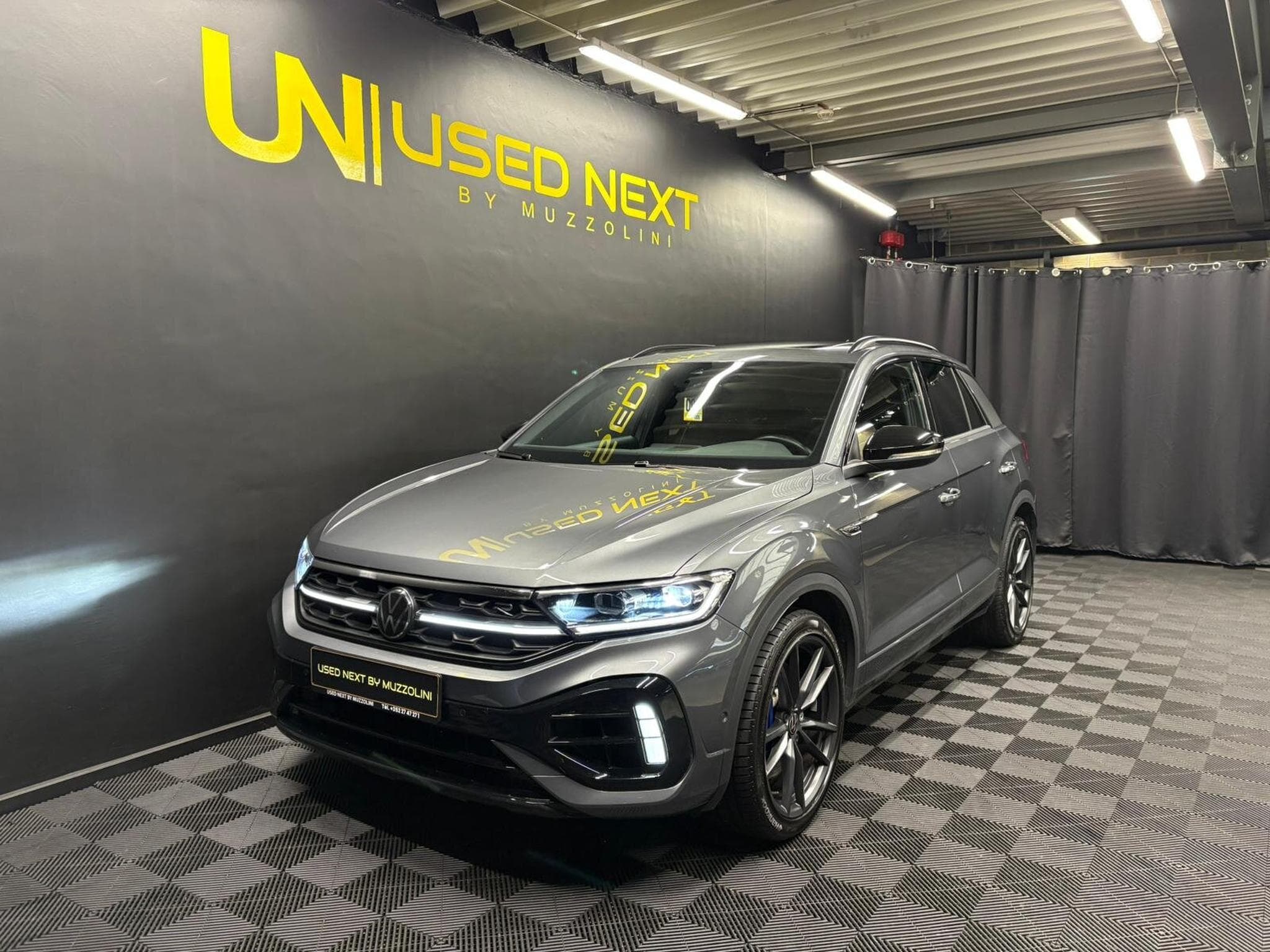 VW T-Roc R 4Motion 2.0 TSI 300cv CAMERA/PANO/AKRAPOVIC (2022) - Foto 1