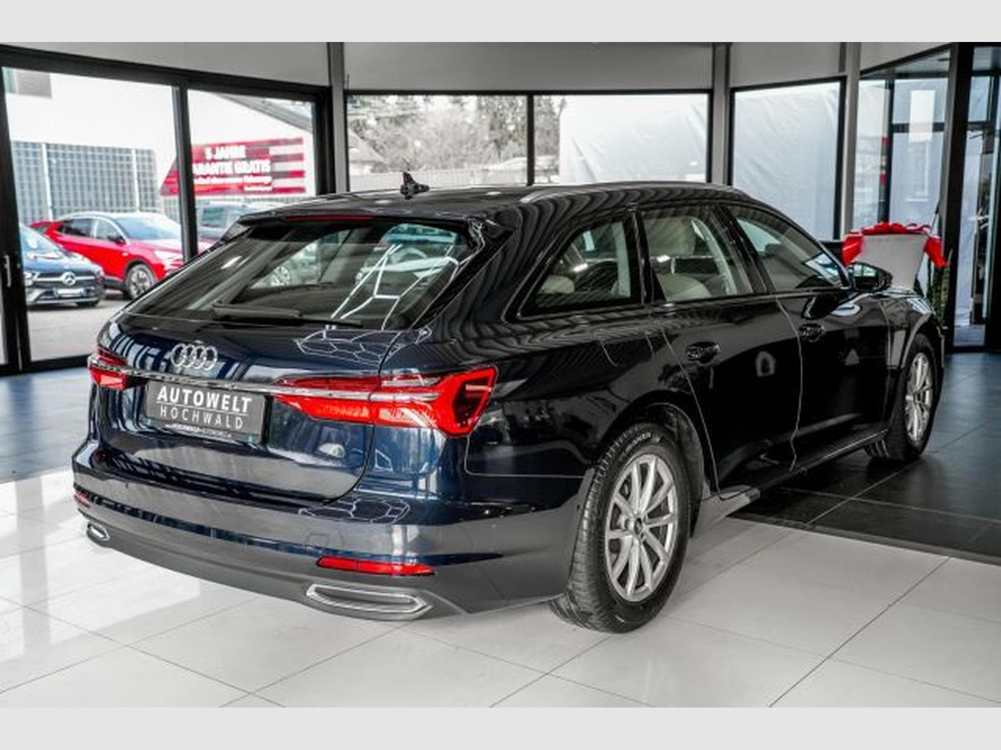 Audi A6 A6 Avant 40 TDI S-tronic NAVI LED AHK PANO B&amp;O (2022) - Foto 6