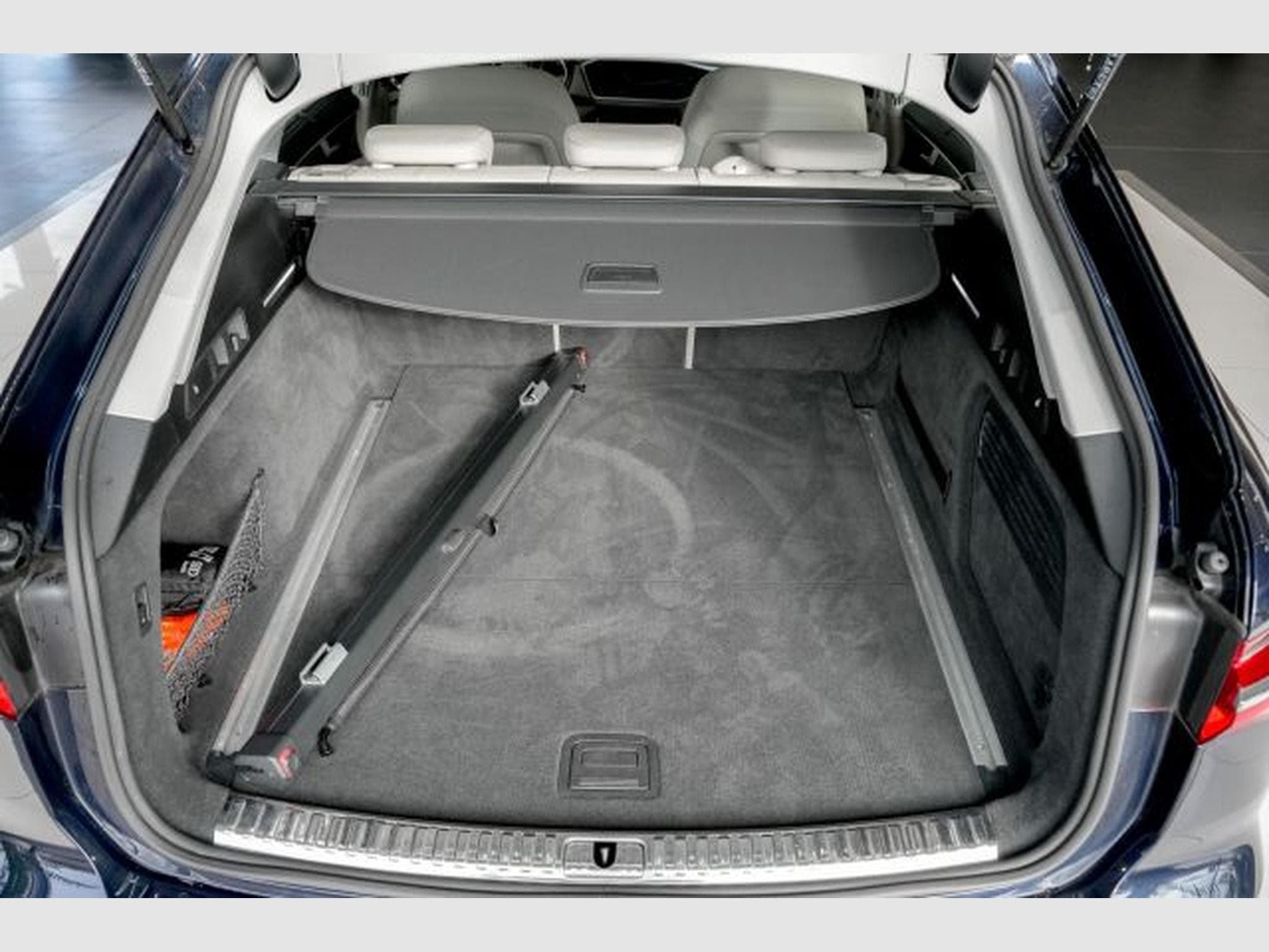 Audi A6 A6 Avant 40 TDI S-tronic NAVI LED AHK PANO B&amp;O (2022) - Foto 8