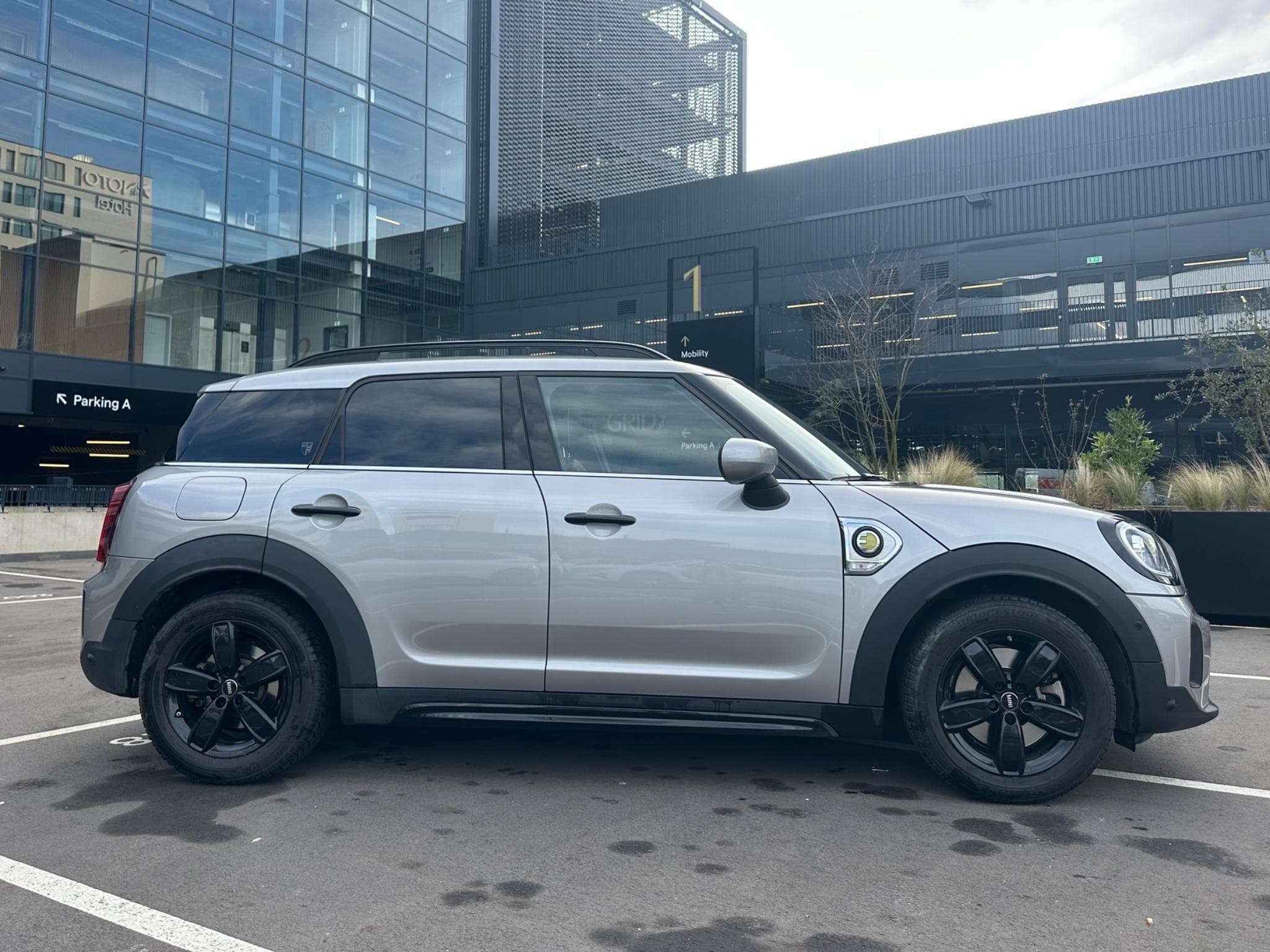 Mini Countryman SE (2023) - Photo 2