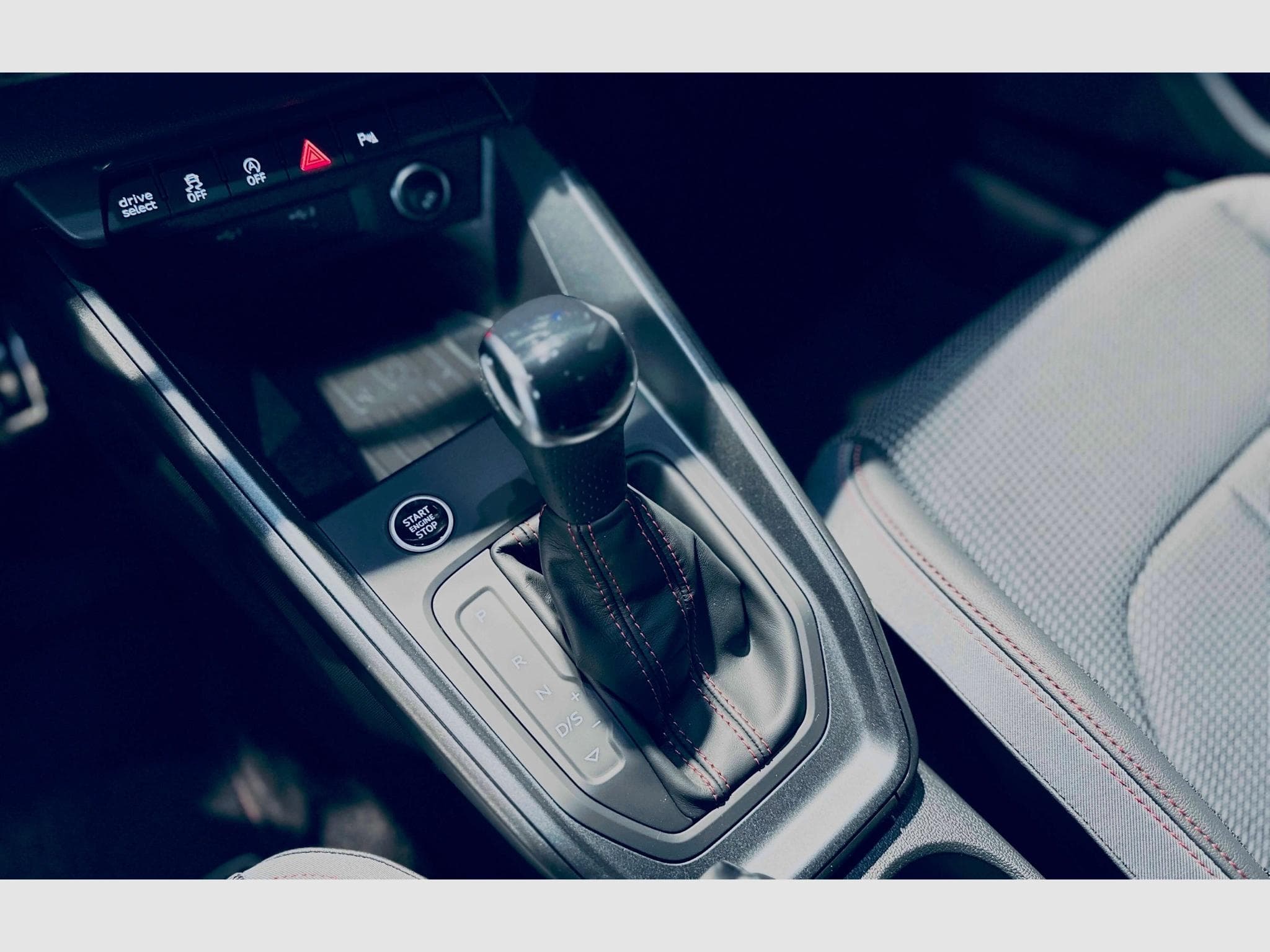 Audi A1 A1 SPORTBACK S-LINE 40 TFSI S-TRONIC (2025) - Foto 11