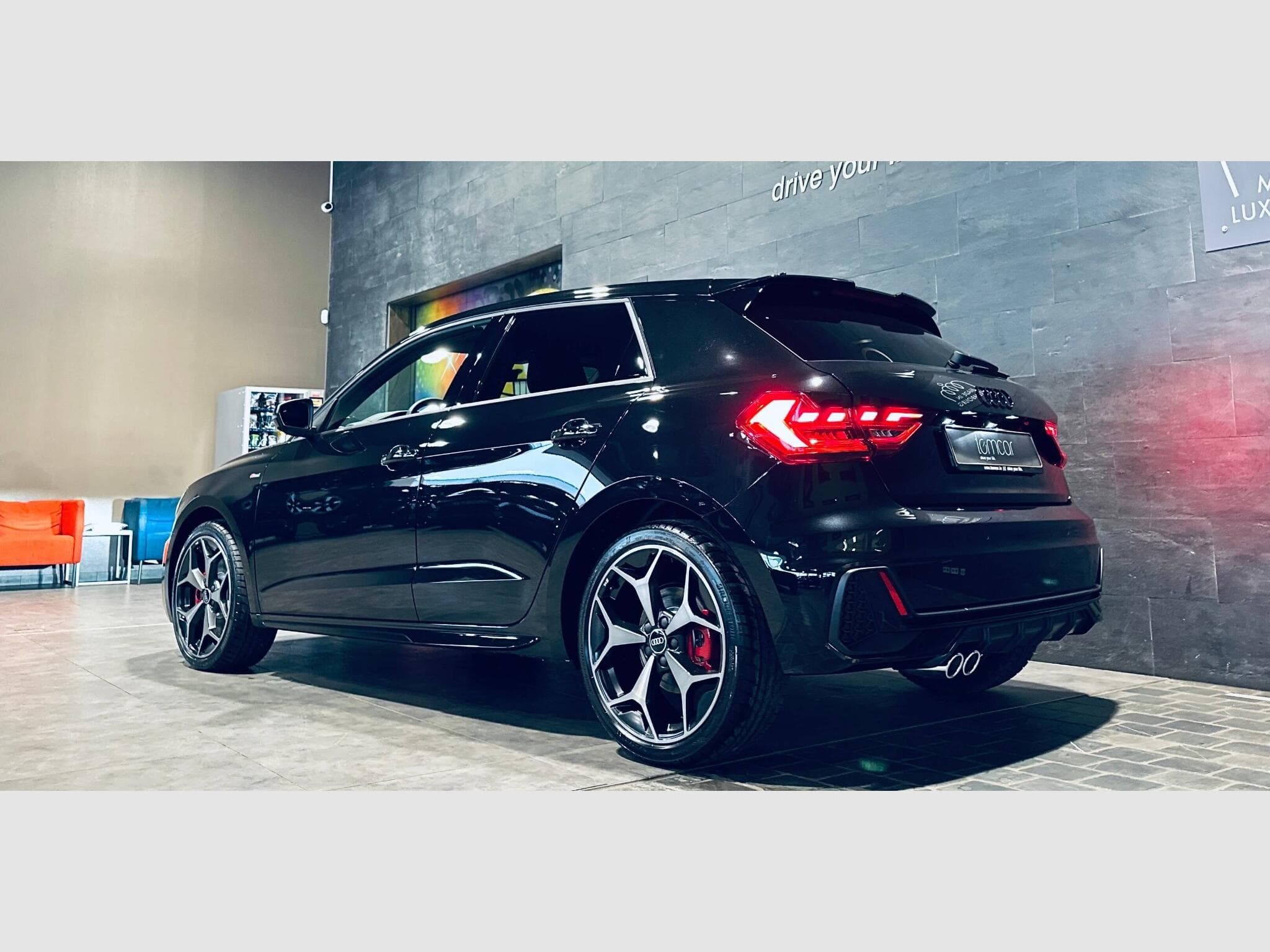 Audi A1 A1 SPORTBACK S-LINE 40 TFSI S-TRONIC (2025) - Foto 4