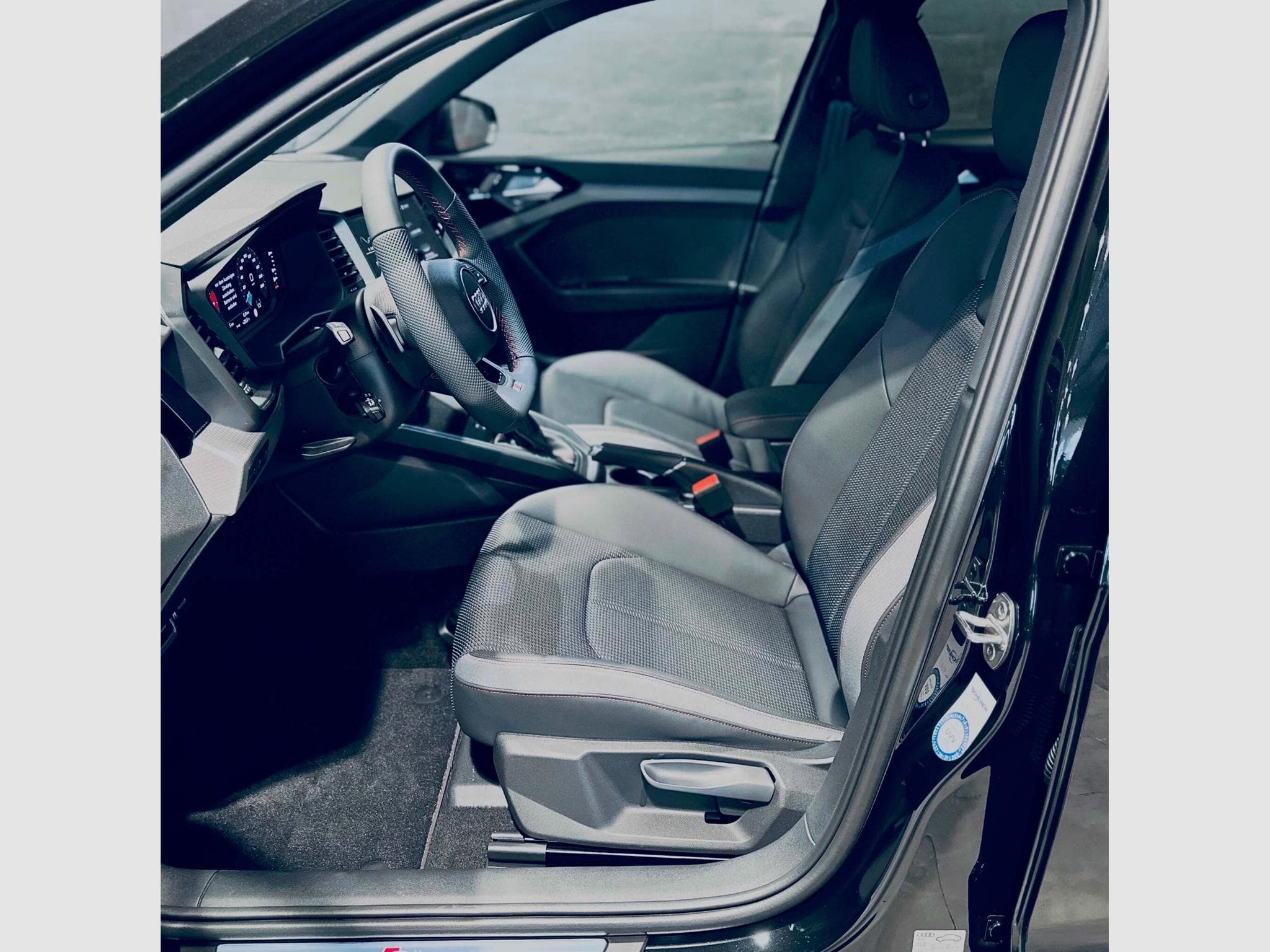 Audi A1 A1 SPORTBACK S-LINE 40 TFSI S-TRONIC (2025) - Foto 7