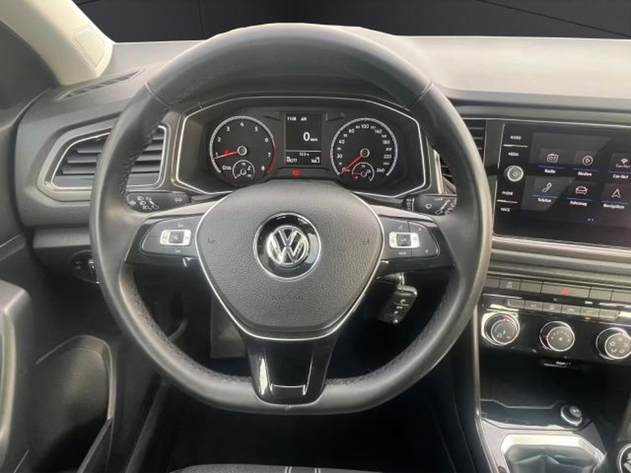 VW T-Roc T-Roc 1,5 TSI KLIMA,NAVI,PANO,ESP,MFL,MFD,SHA (2019) - Photo 6