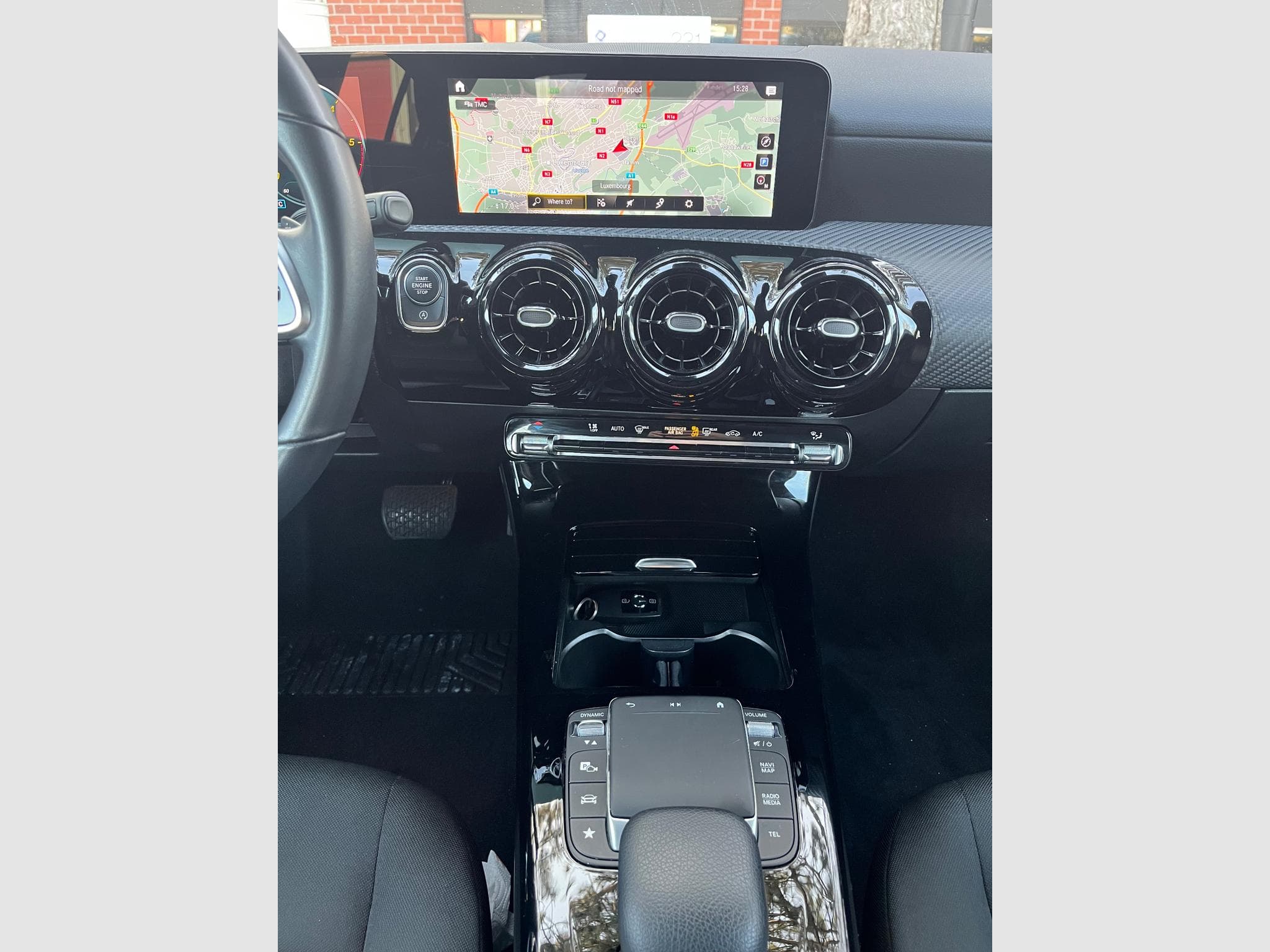 Mercedes A 180 1.5d (2020) - Foto 8