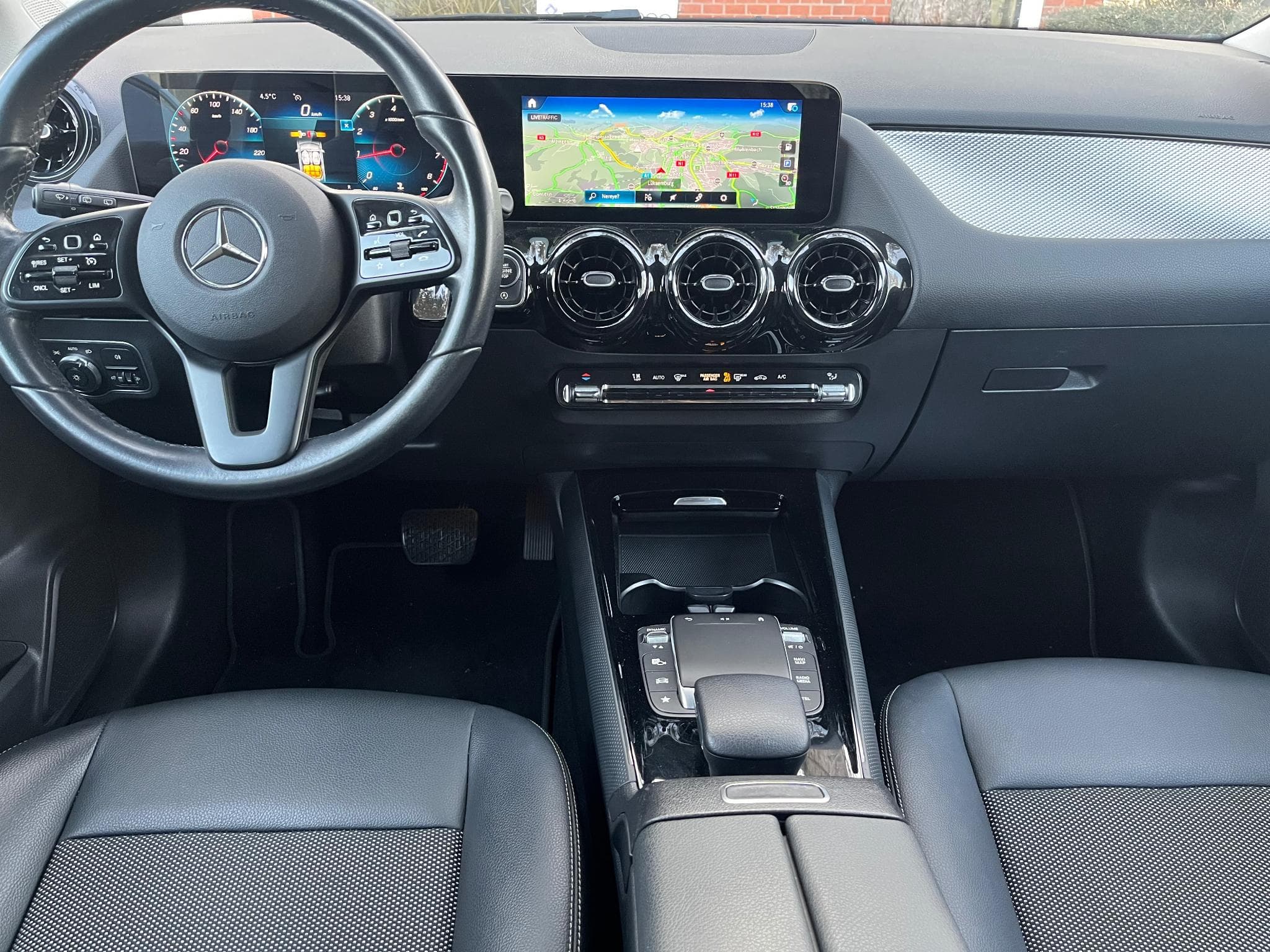 Mercedes B 180 (2021) - Photo 6