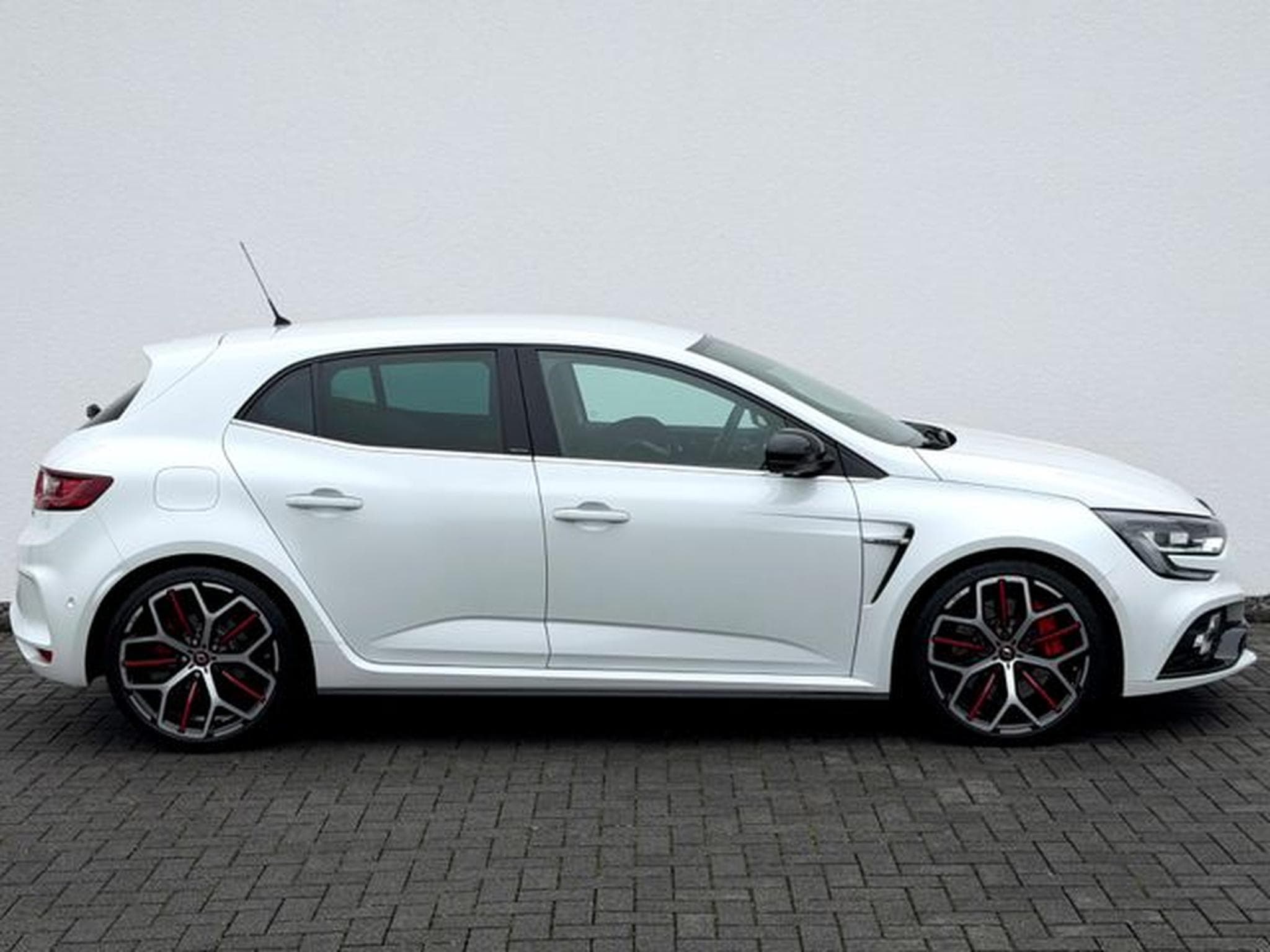 Renault Megane Megane 300 RS Trophy /NAVI/LED/ACC/CAM/GARANTIE (2019) - Photo 4