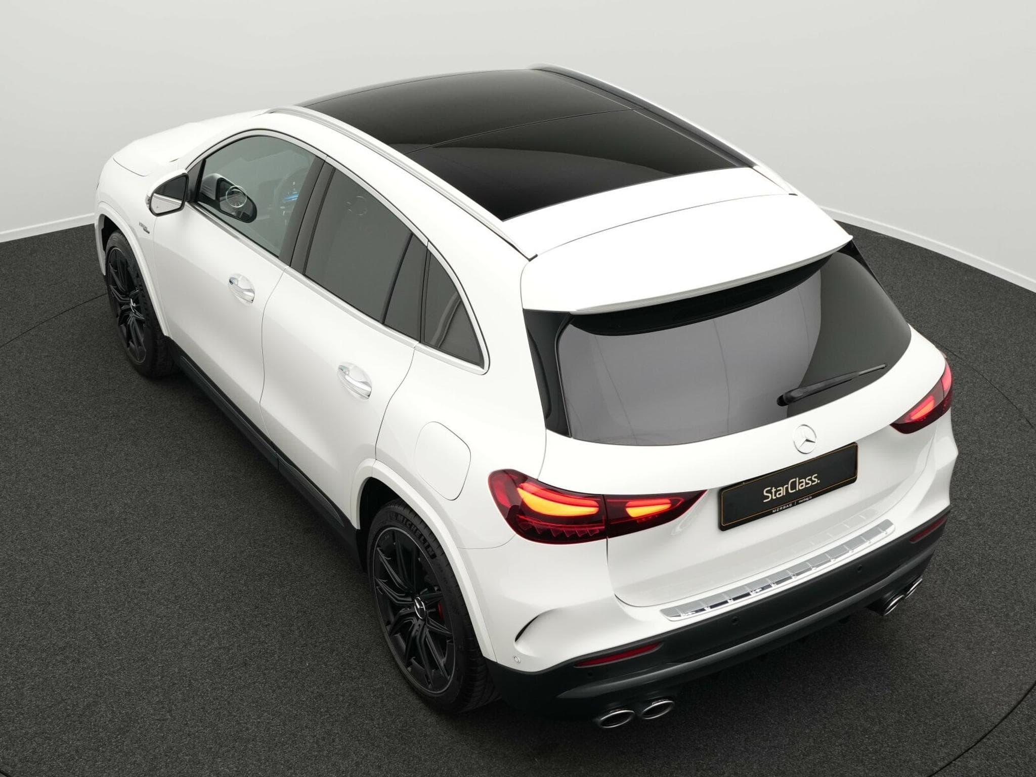 Mercedes GLA 45 AMG S 4MATIC Pano+Kamera+360°+Burm+Memo (2024) - Photo 11